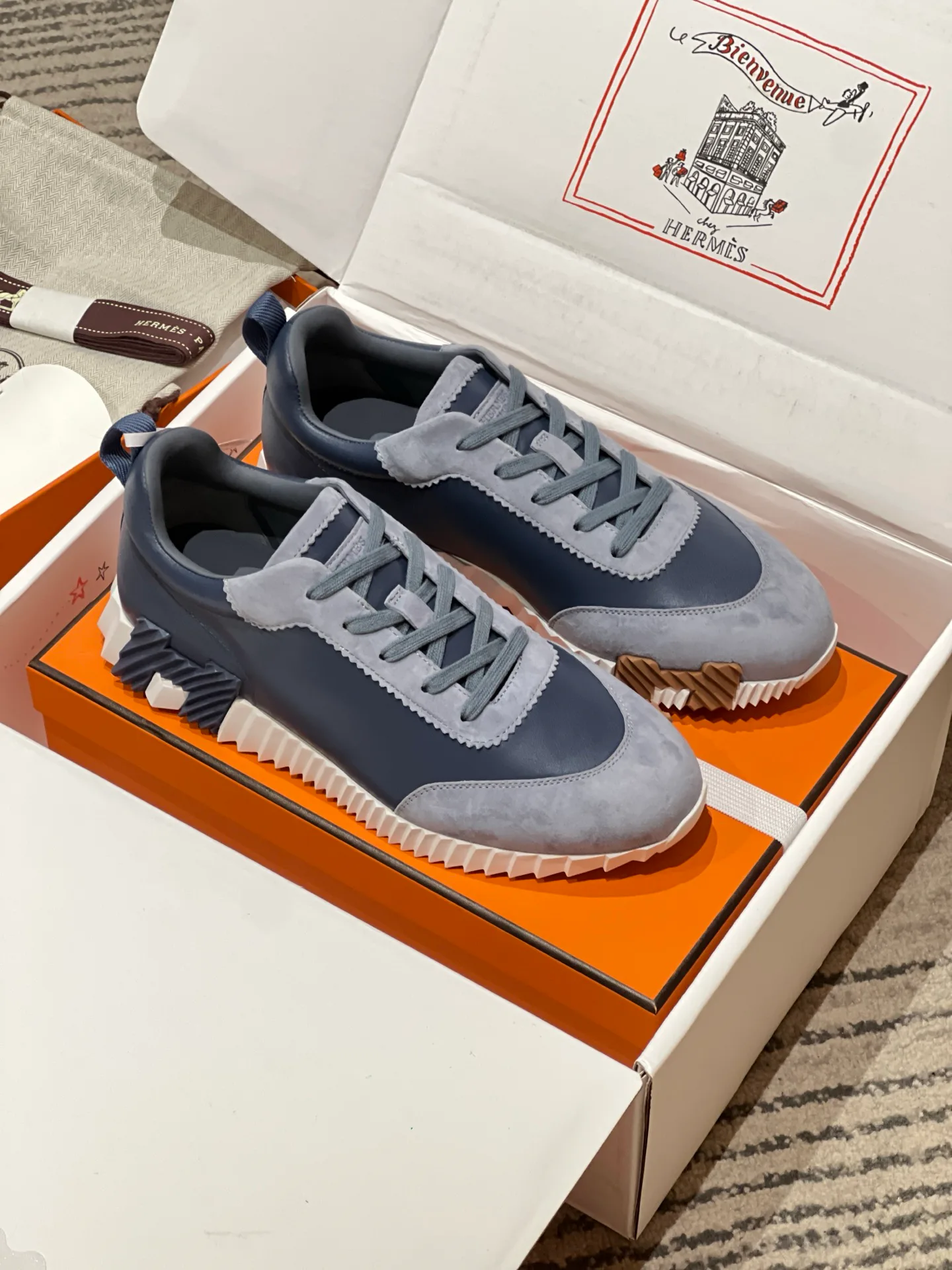 Women's Sneakers HERMES 18080318