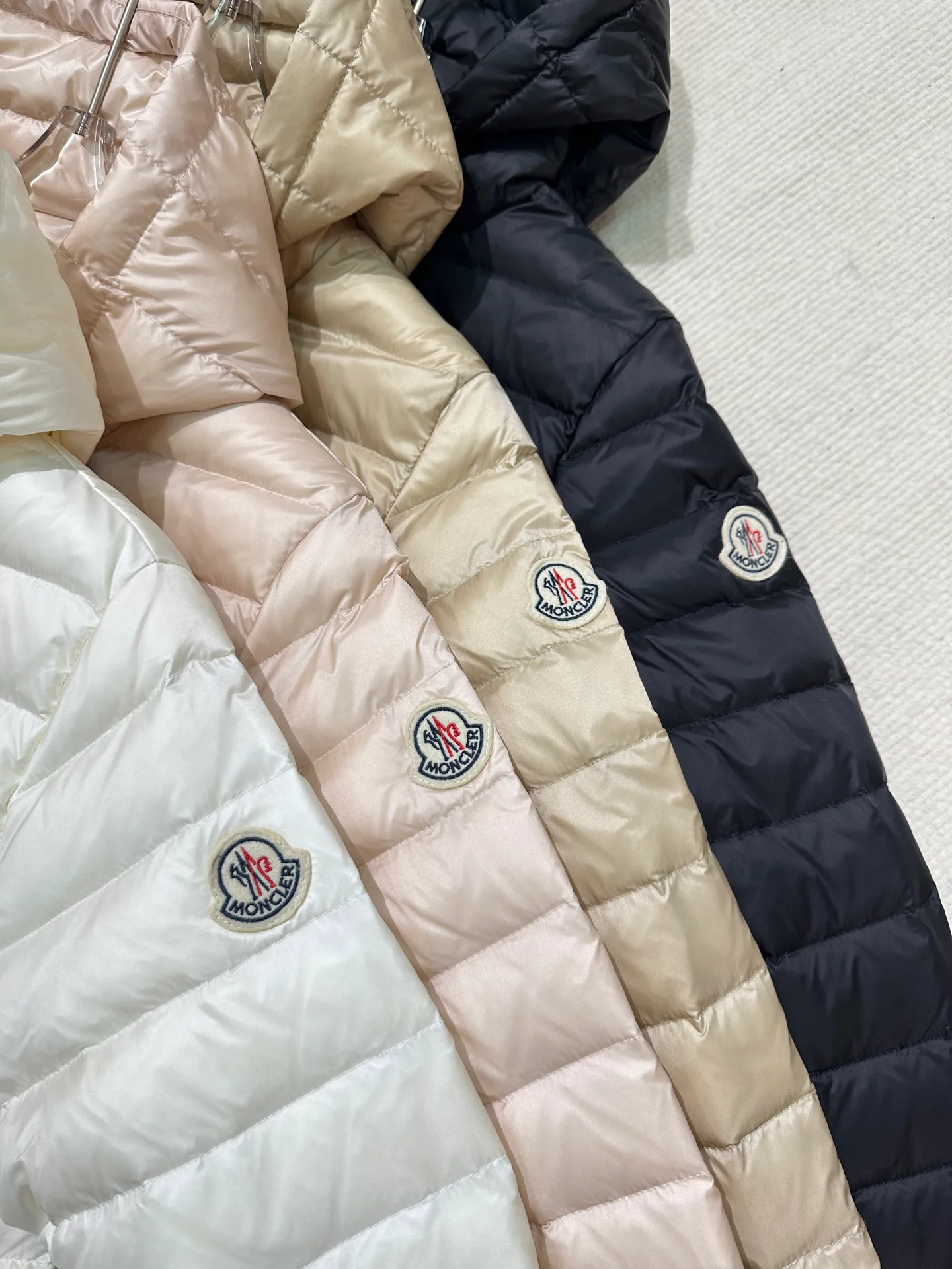 Men's Jackets And Down Jackets MONCLER 18029379