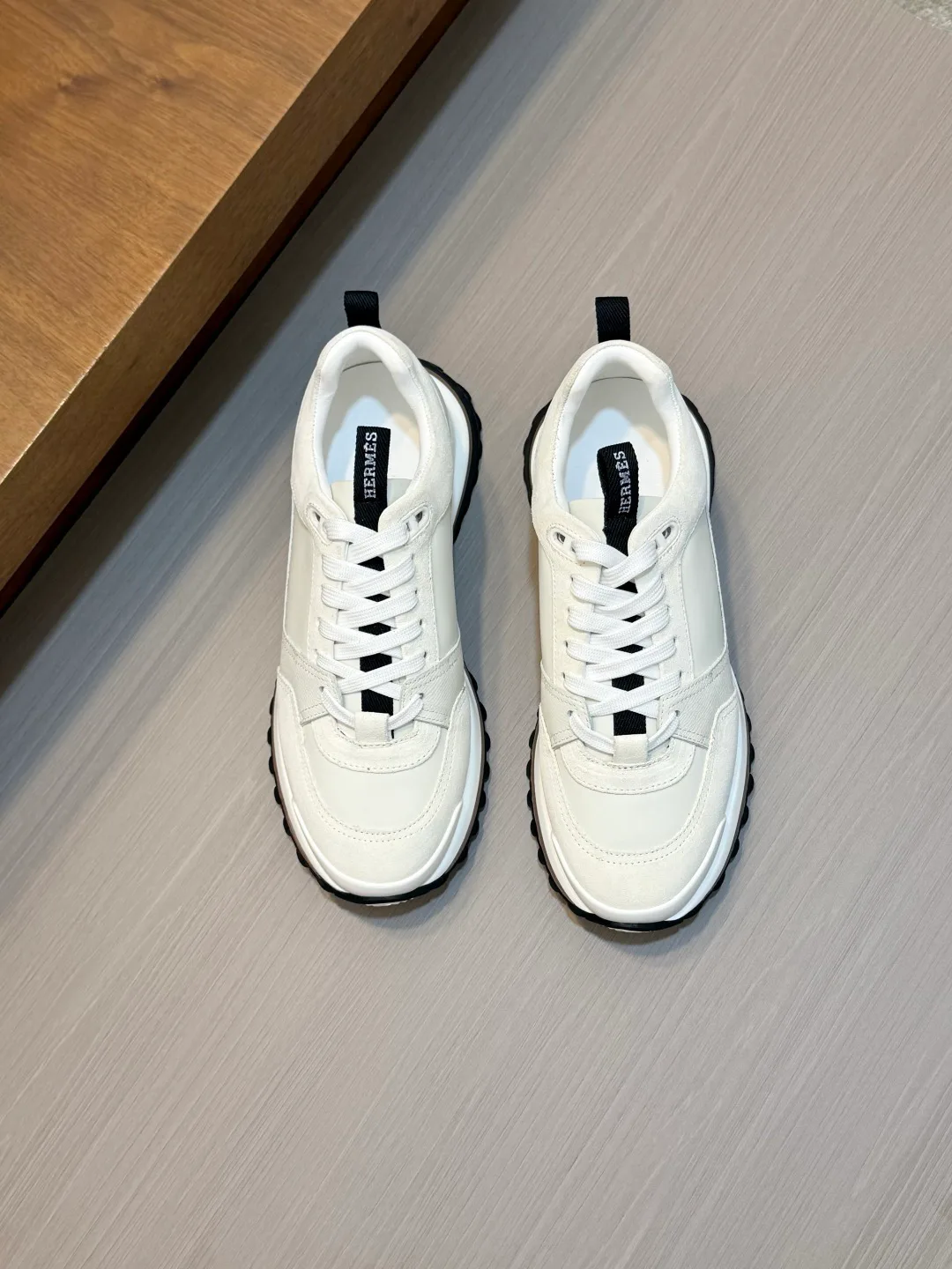 Men's Sneakers HERMES 18055243