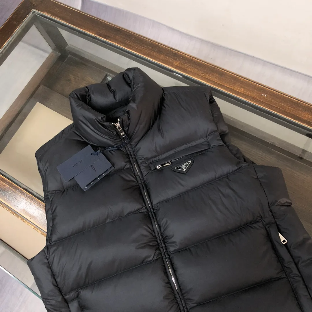 Men's Vests PRADA 18001999