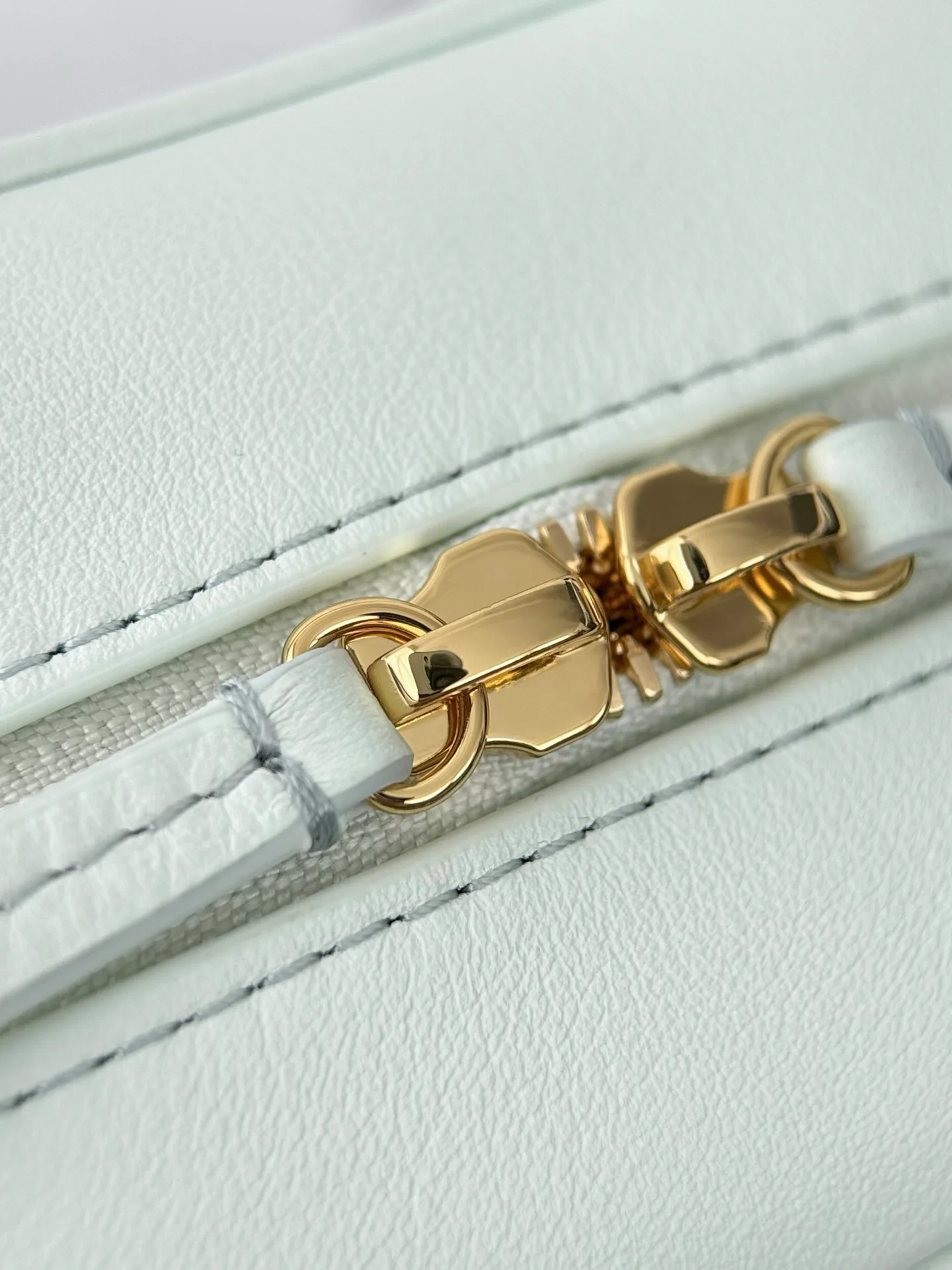 Women's Classic Handbags CHANEL 18540434