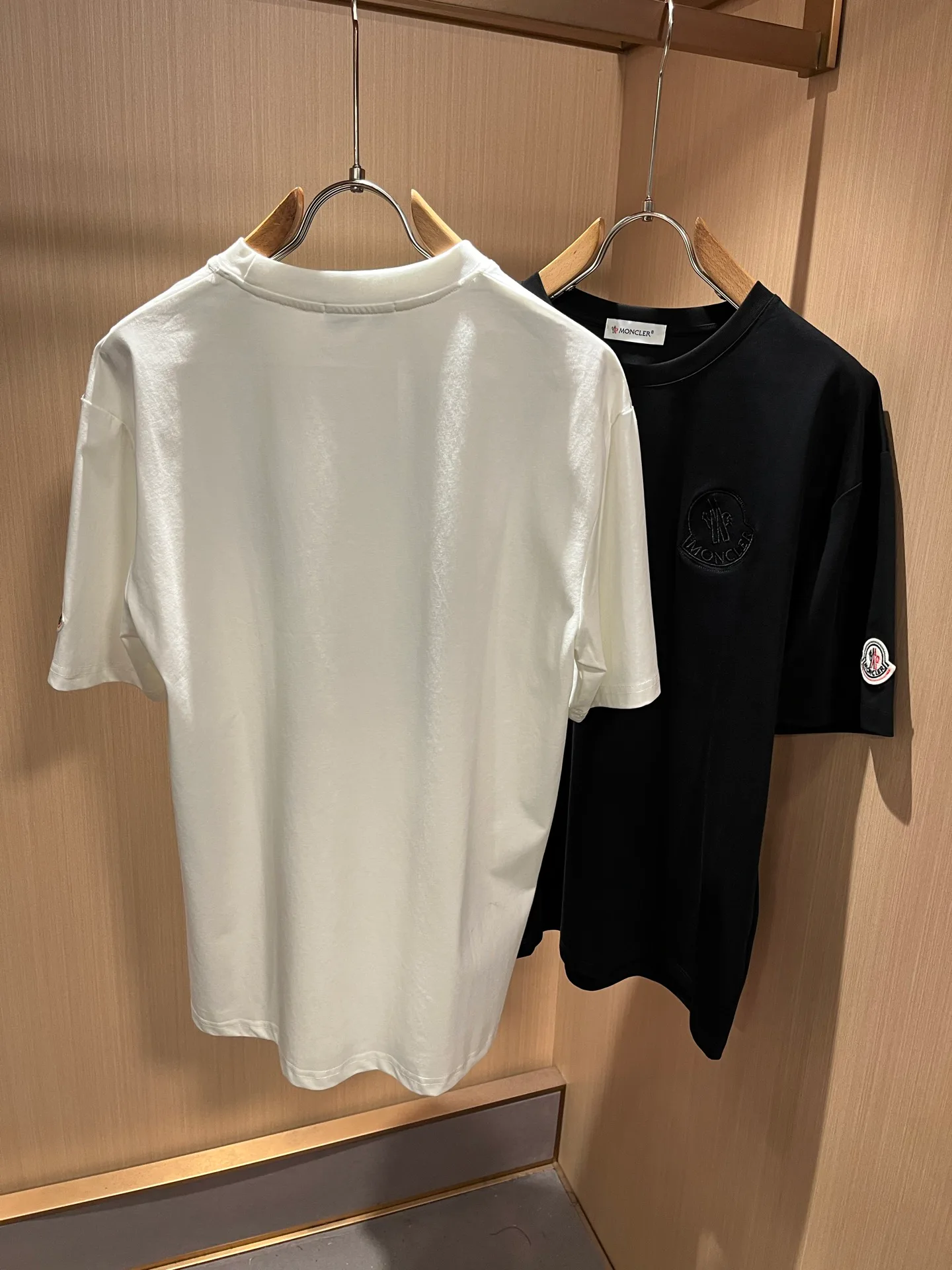 Men's T-Shirts MONCLER 18495787