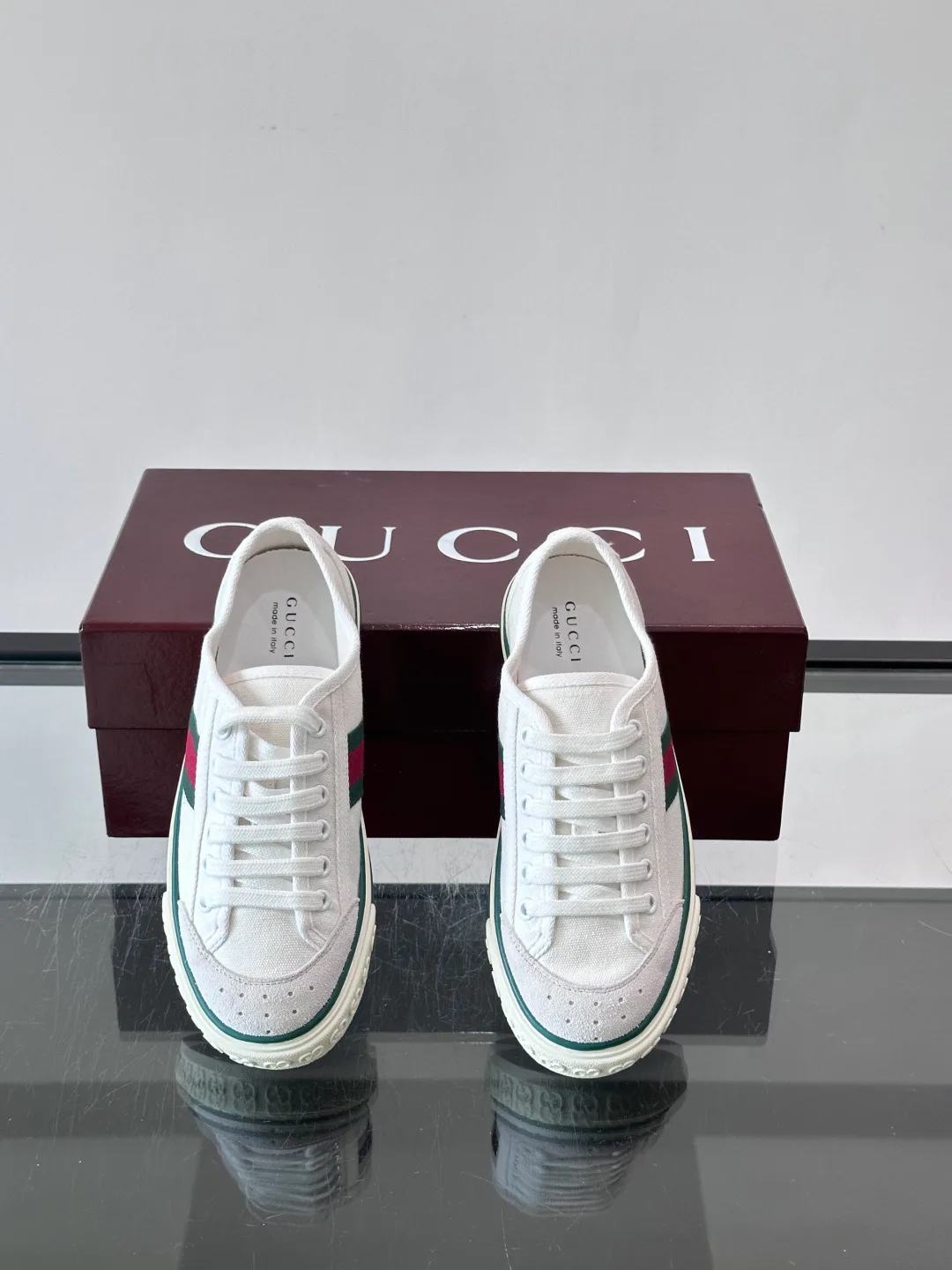 Women's Sneakers GUCCI 17941061