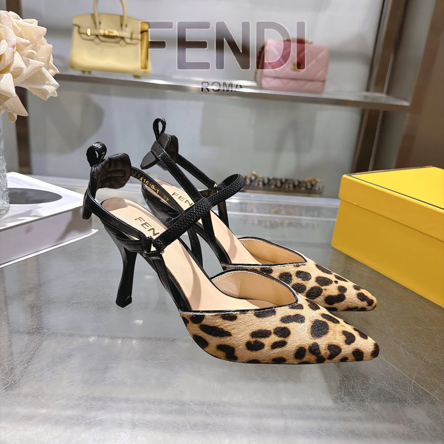 Women's Heels FENDI 18247855