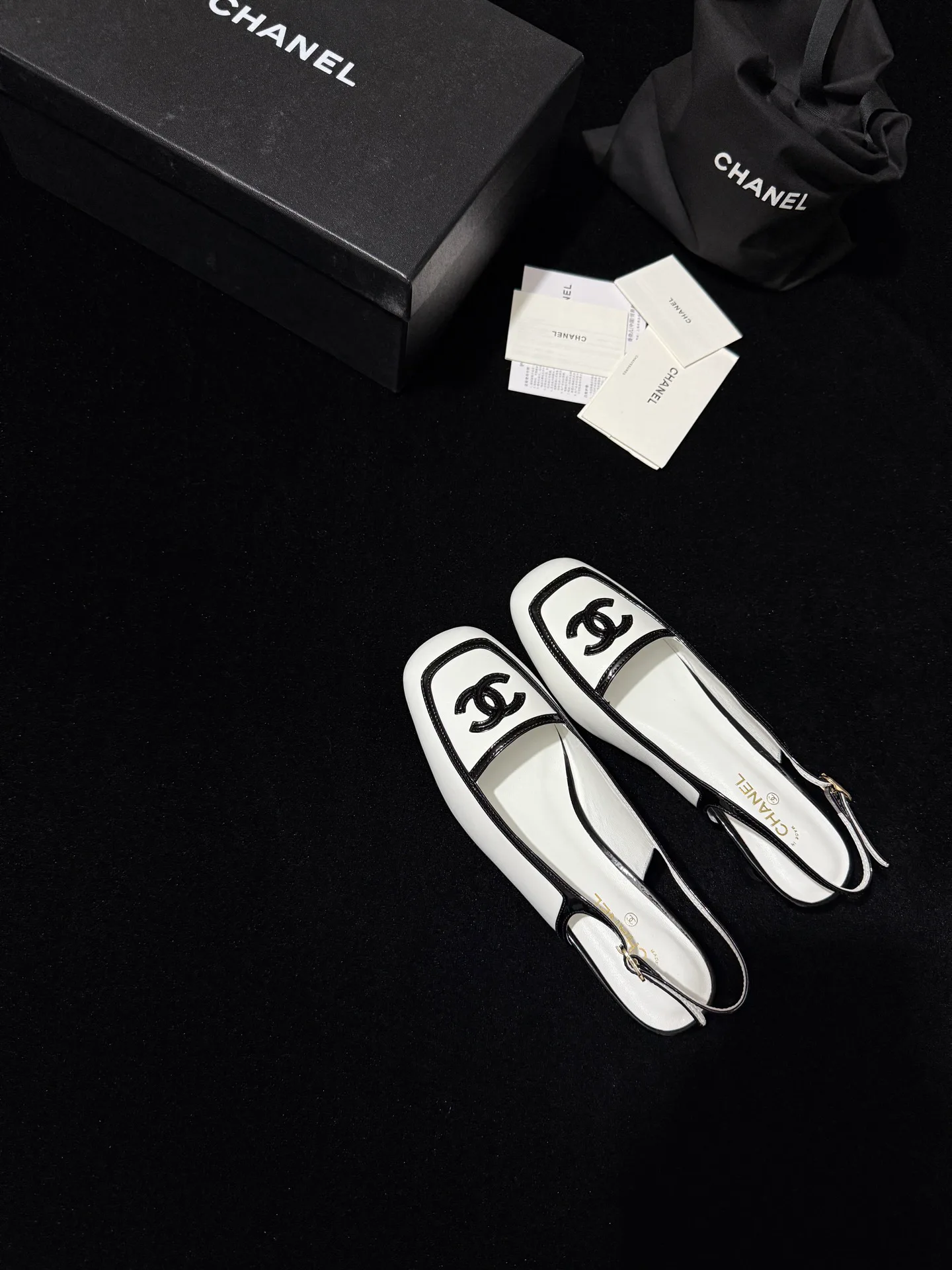 Women's Open-Toe Sandals CHANEL 18110817