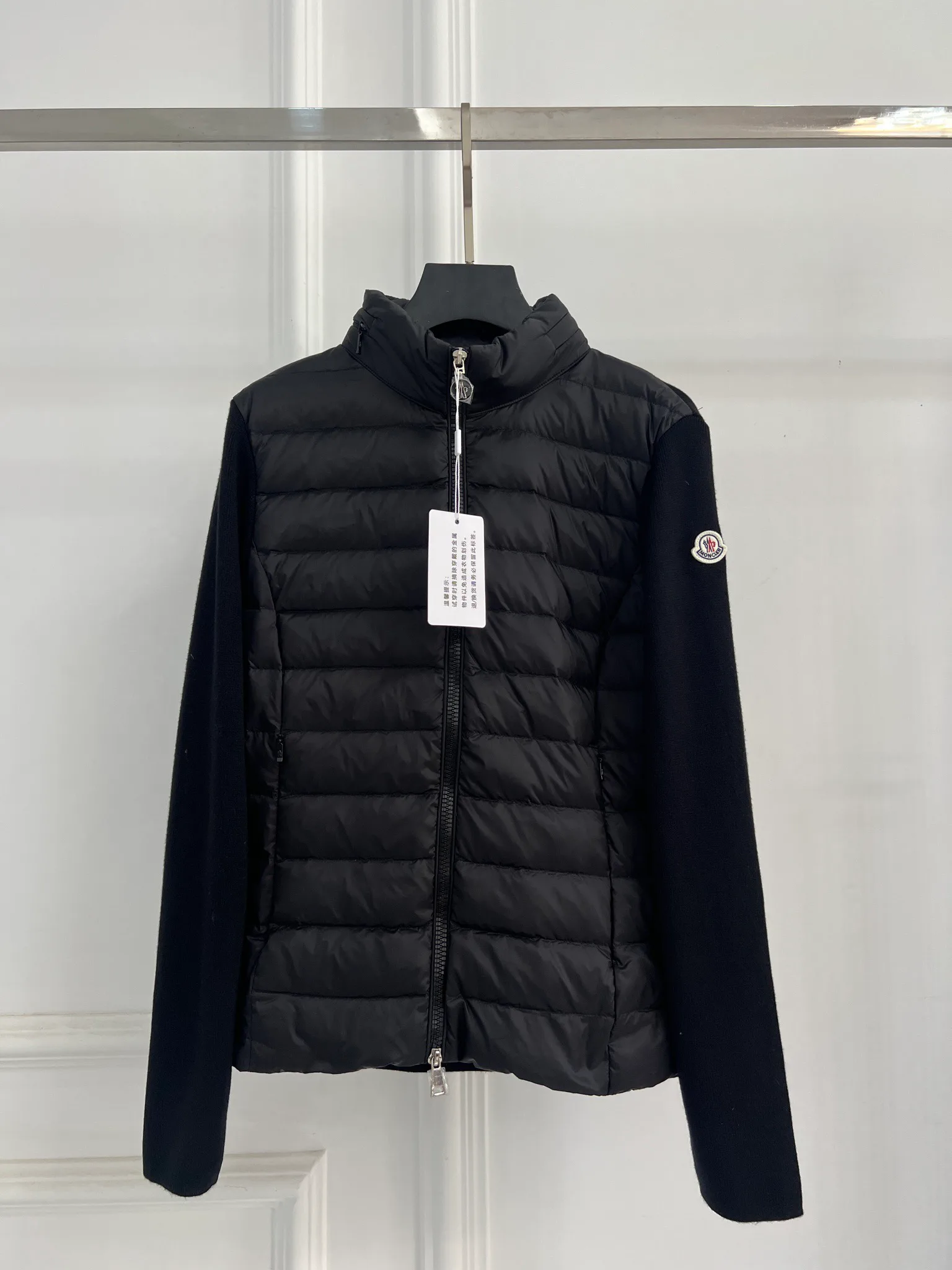 Women's Jackets And Down Jackets MONCLER 18416269