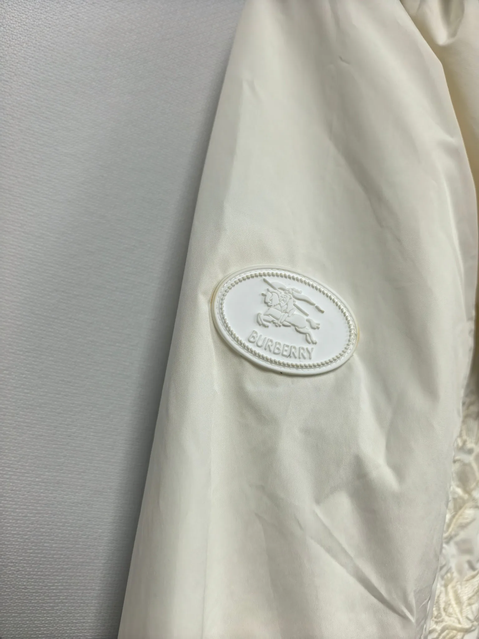 Women's Jackets And Down Jackets BURBERRY 18151036