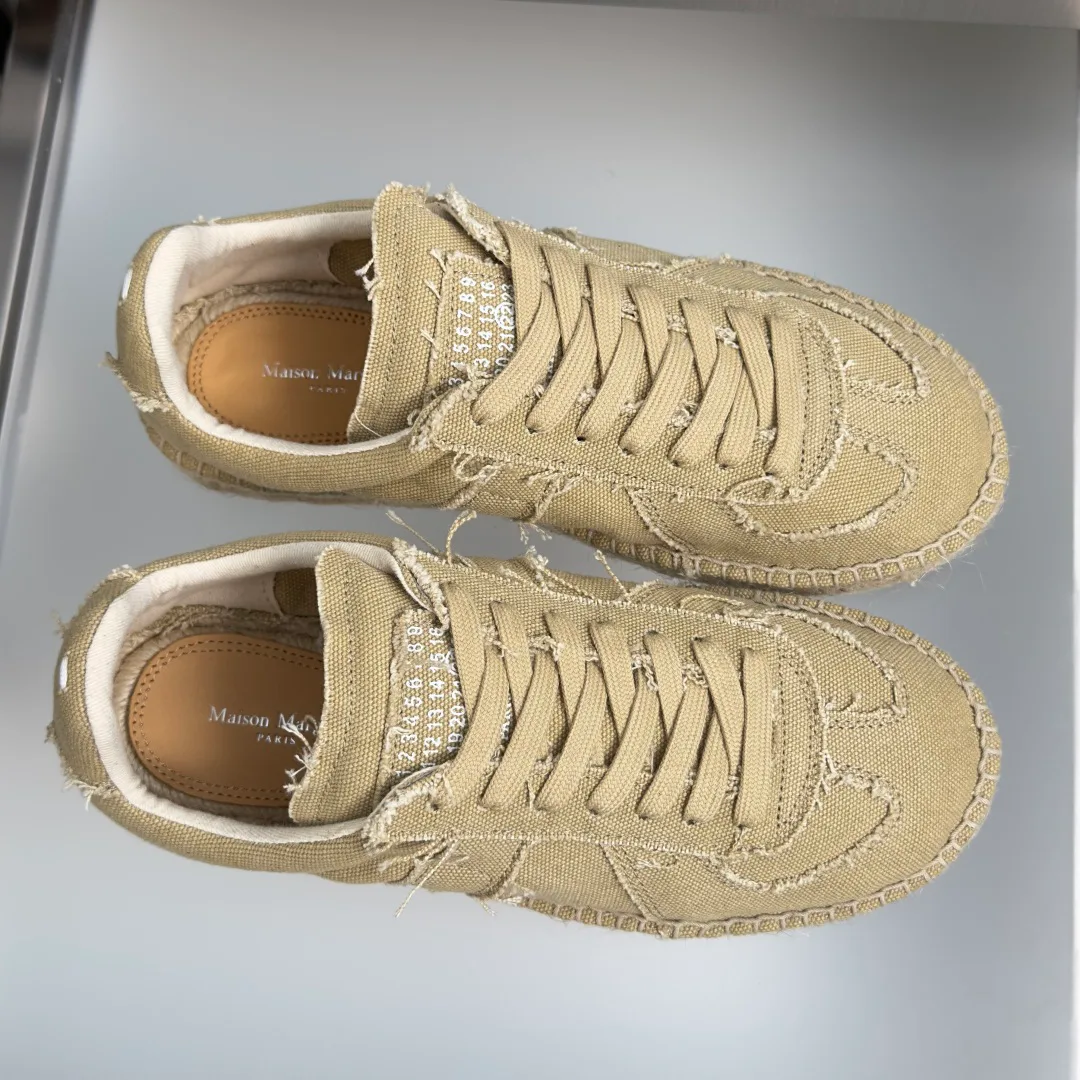 Women's Sneakers MAISON MARGIELA 17415530