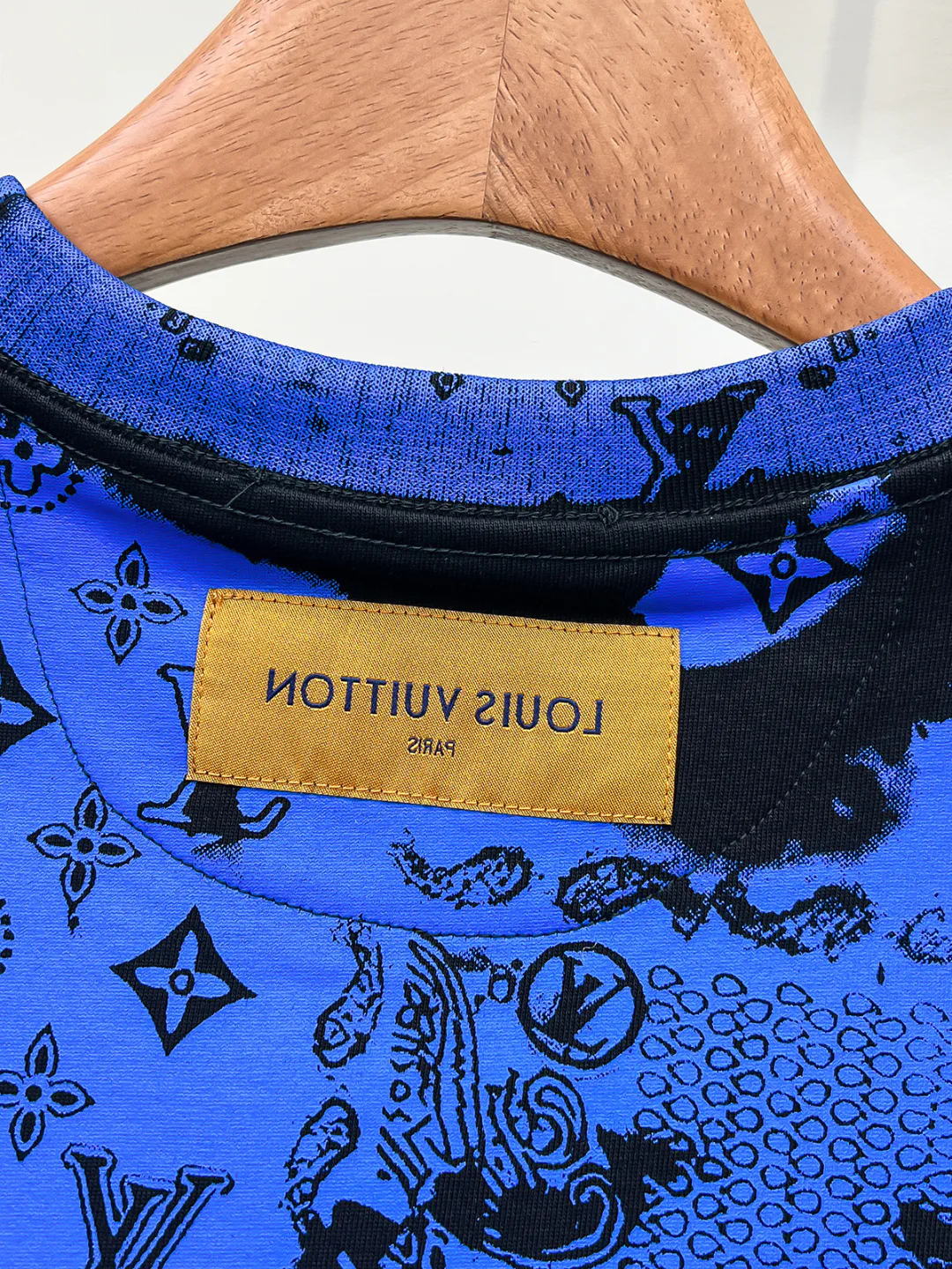 Men's T-Shirts LOUIS VUITTON 18499490