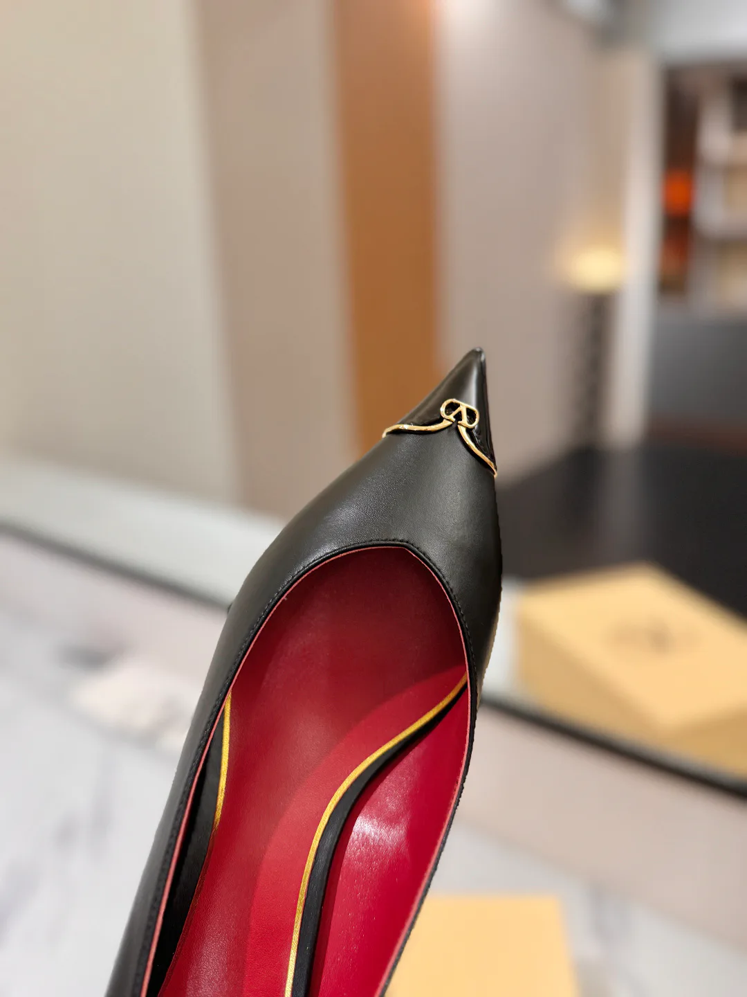 Women's Heels VALENTINO 18134917