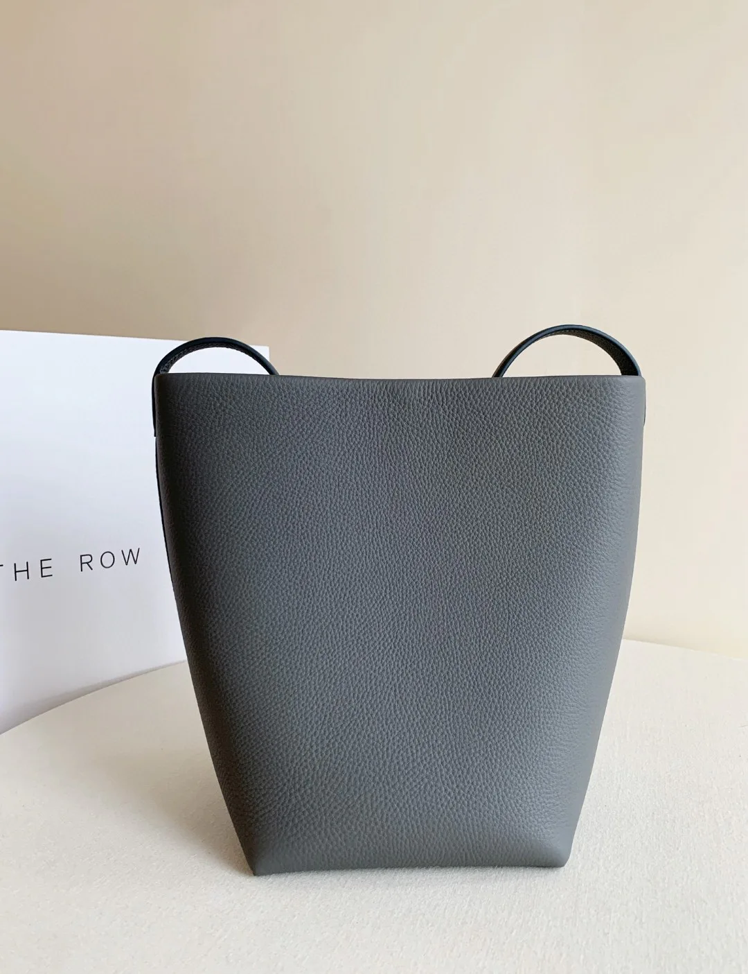 Women's Classic Handbags THE ROW 18070667