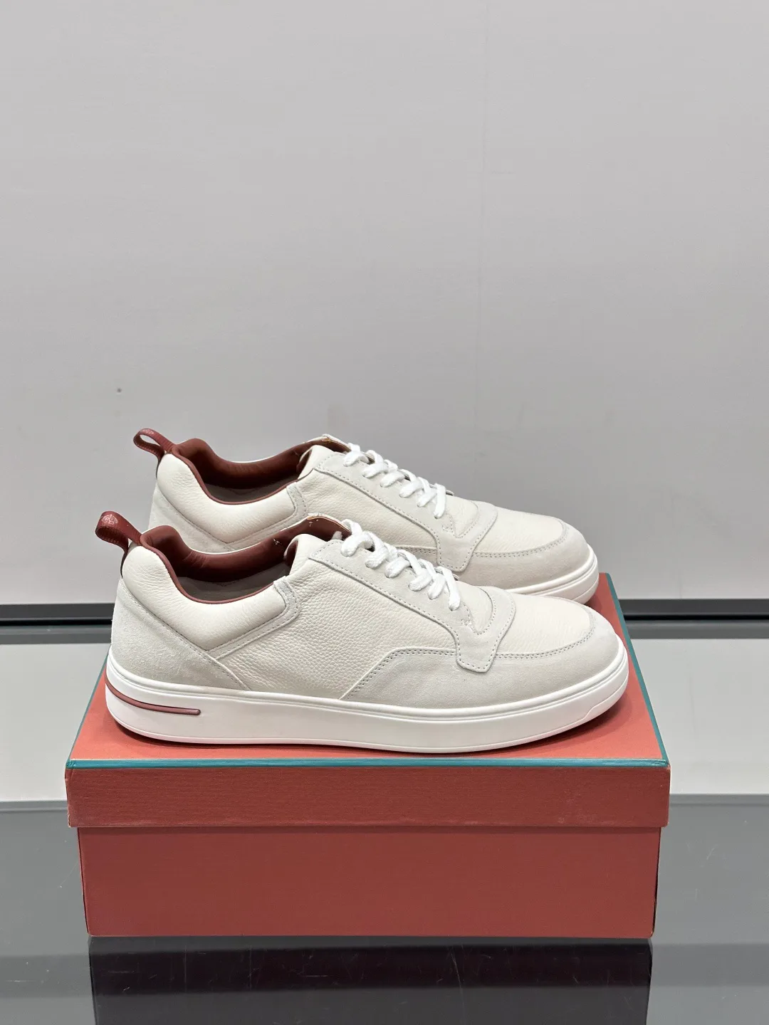 Men's Sneakers LORO PIANA 17730649