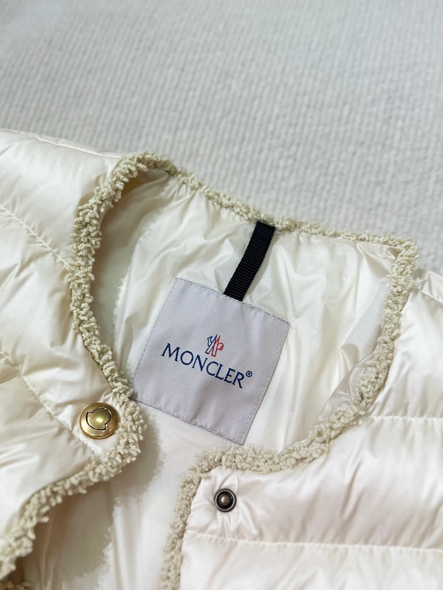 Men's Jackets And Down Jackets MONCLER 18029623