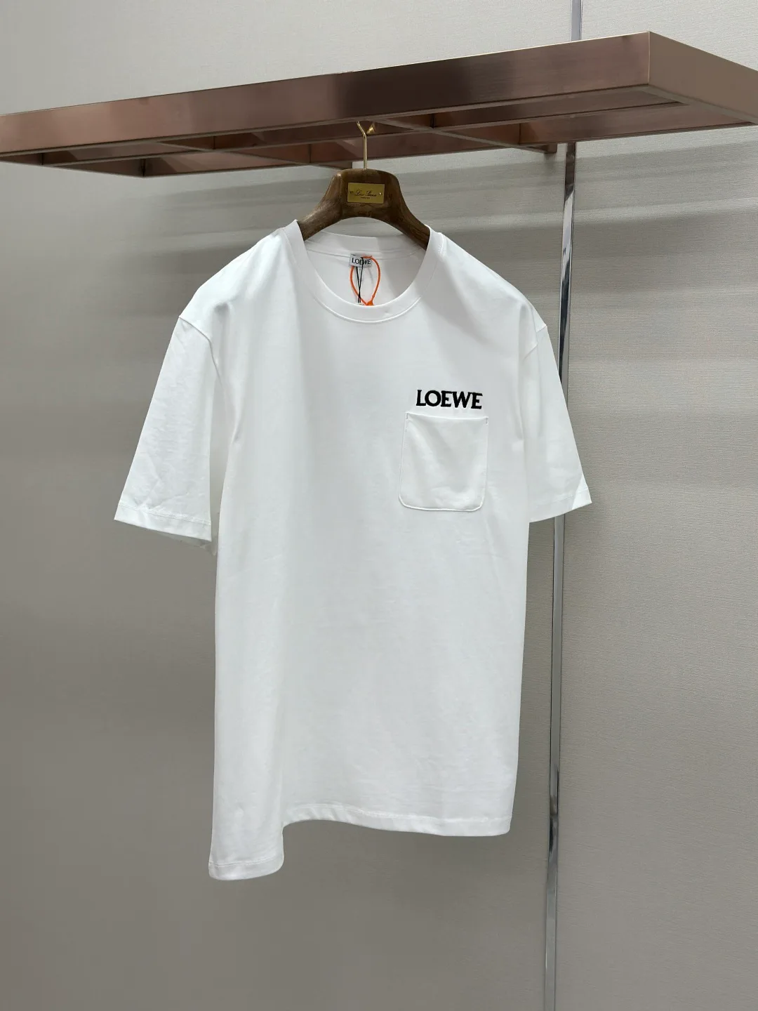 Women's T-Shirts LOEWE 18191139