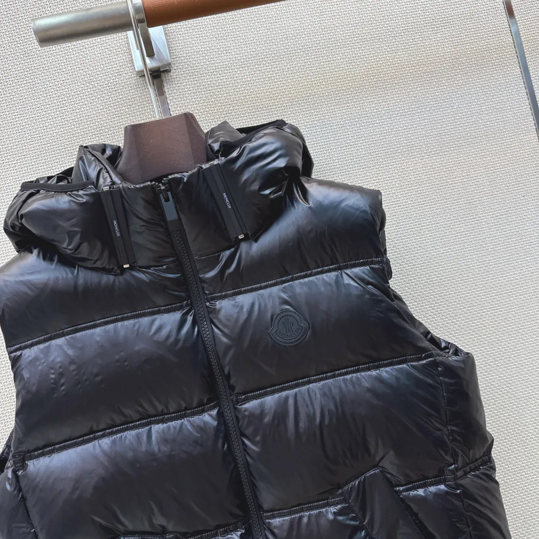 Women's Vests MONCLER 18012418