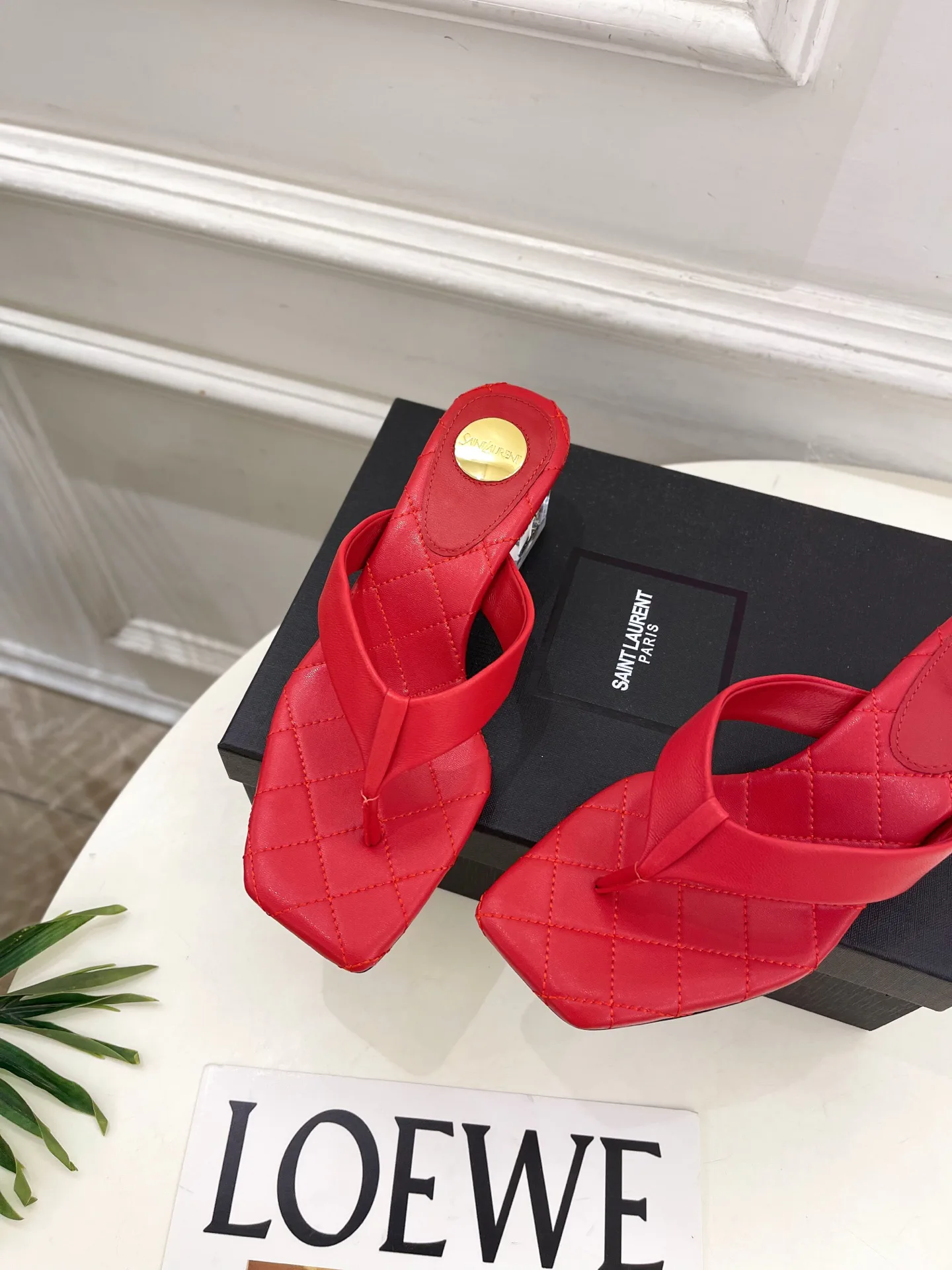 Women's Flip-Flops SAINT LAURENT 17506892