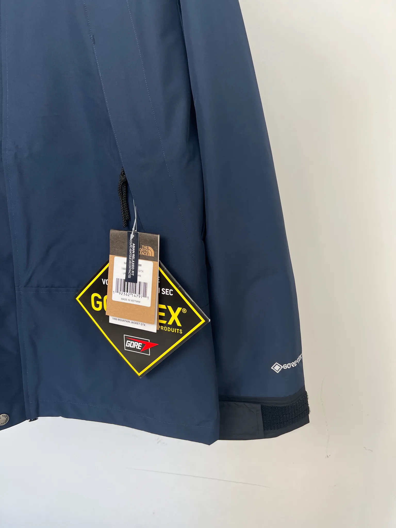 Women's Jackets And Down Jackets THE NORTH FACE 18416100