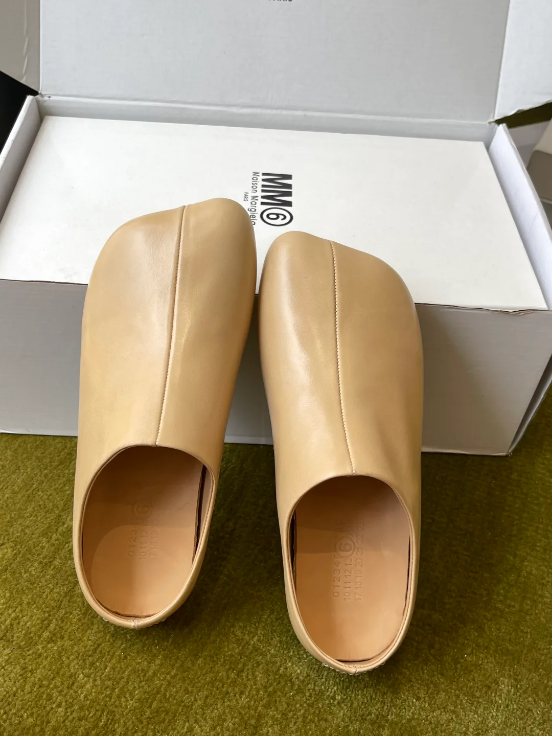 Women's Mules And Clogs MAISON MARGIELA 17963575