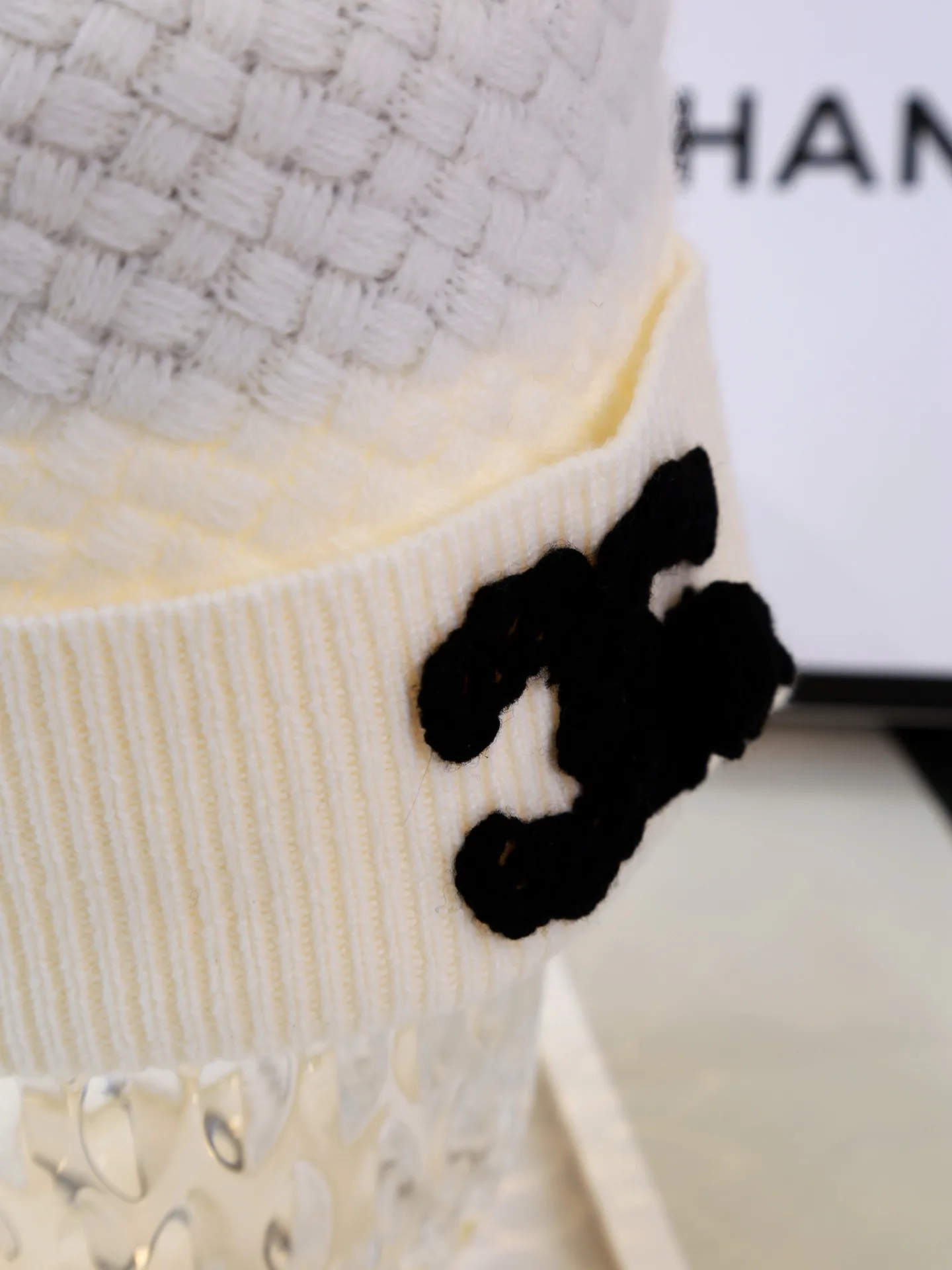 Scarves CHANEL 18427047
