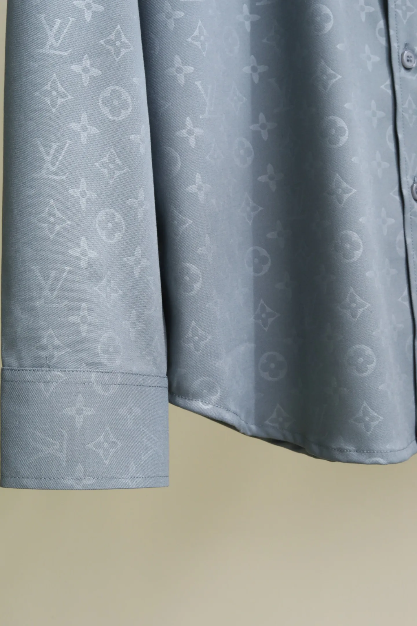 Men's Shirts LOUIS VUITTON 18509970