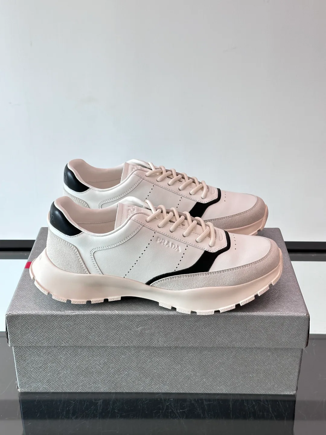Men's Sneakers PRADA 18449495