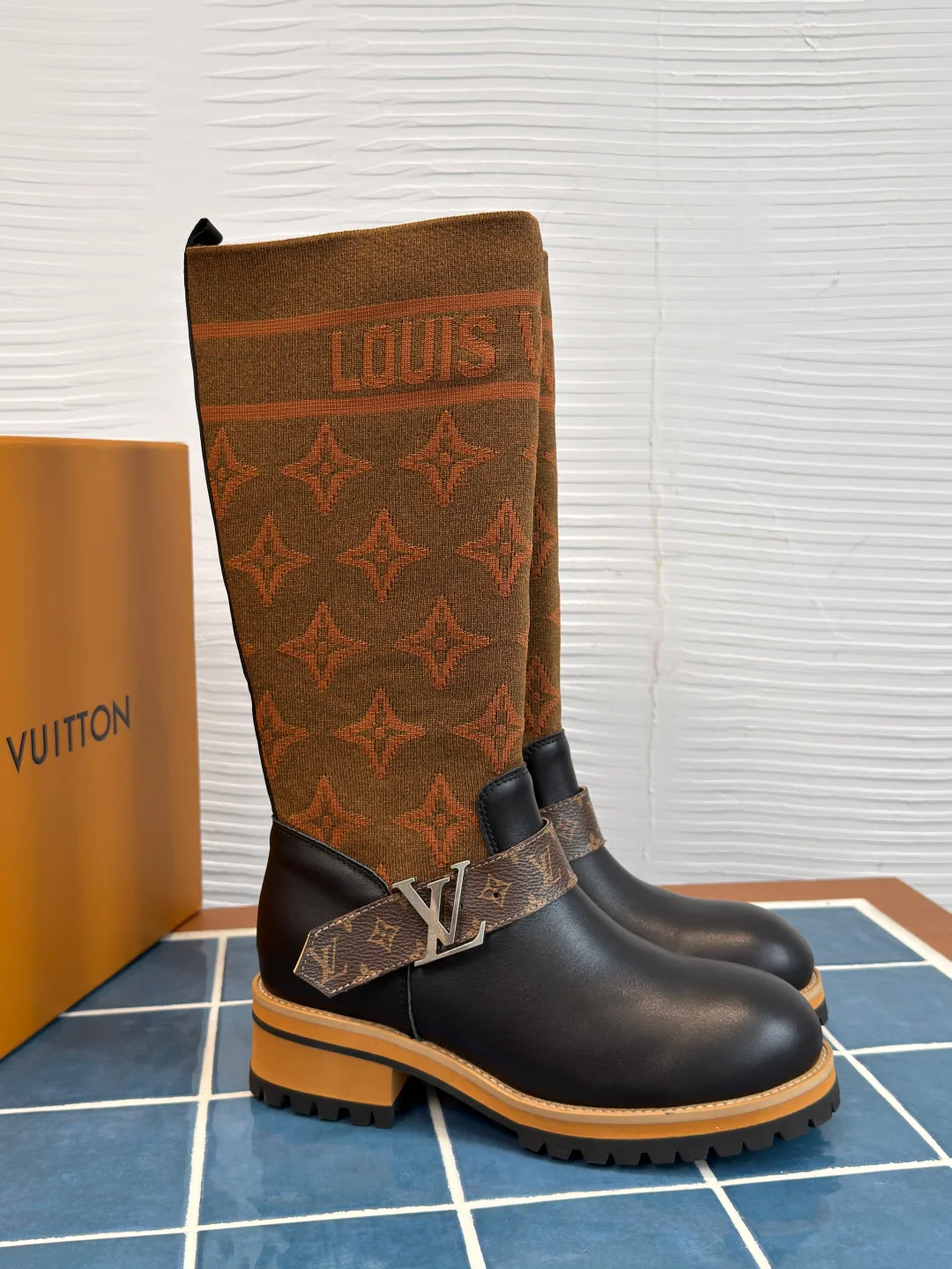 Women's Boots LOUIS VUITTON 18252050