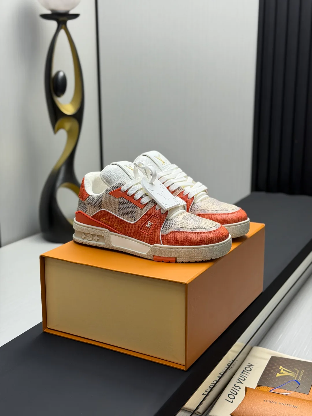 Women's Sneakers LOUIS VUITTON 17865133