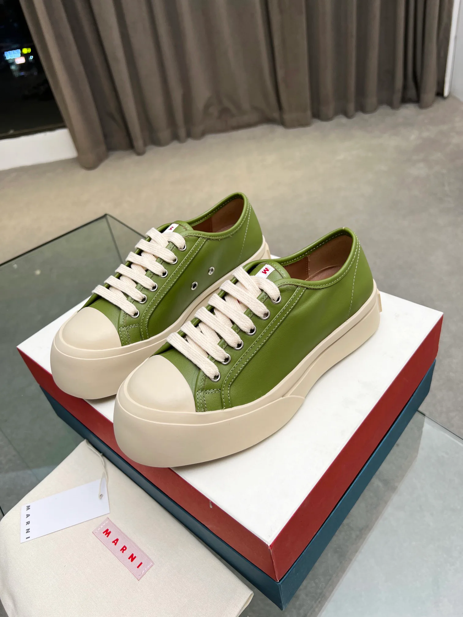 Women's Sneakers MARNI 18039751