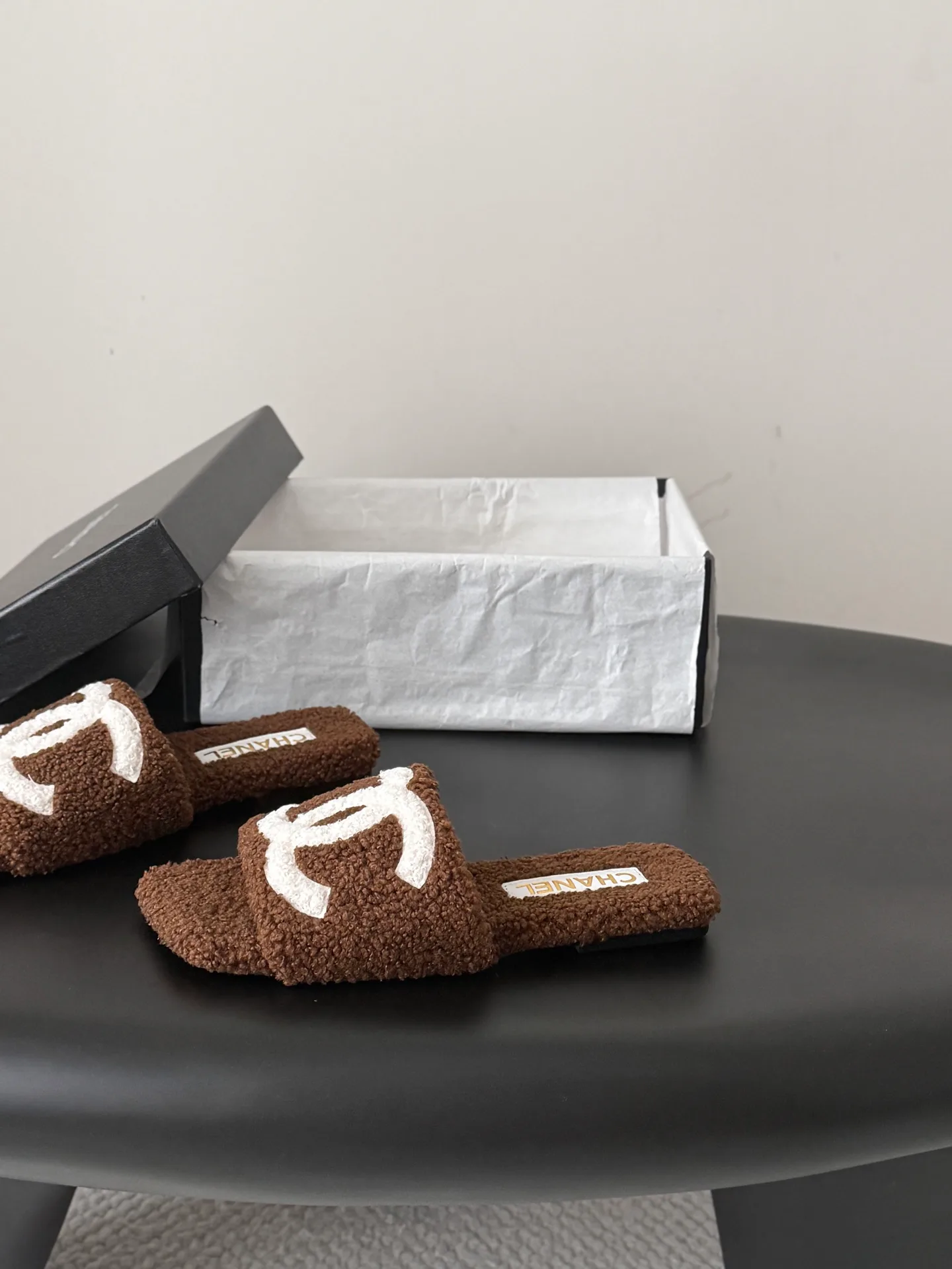 Women's Slippers CHANEL 18154266