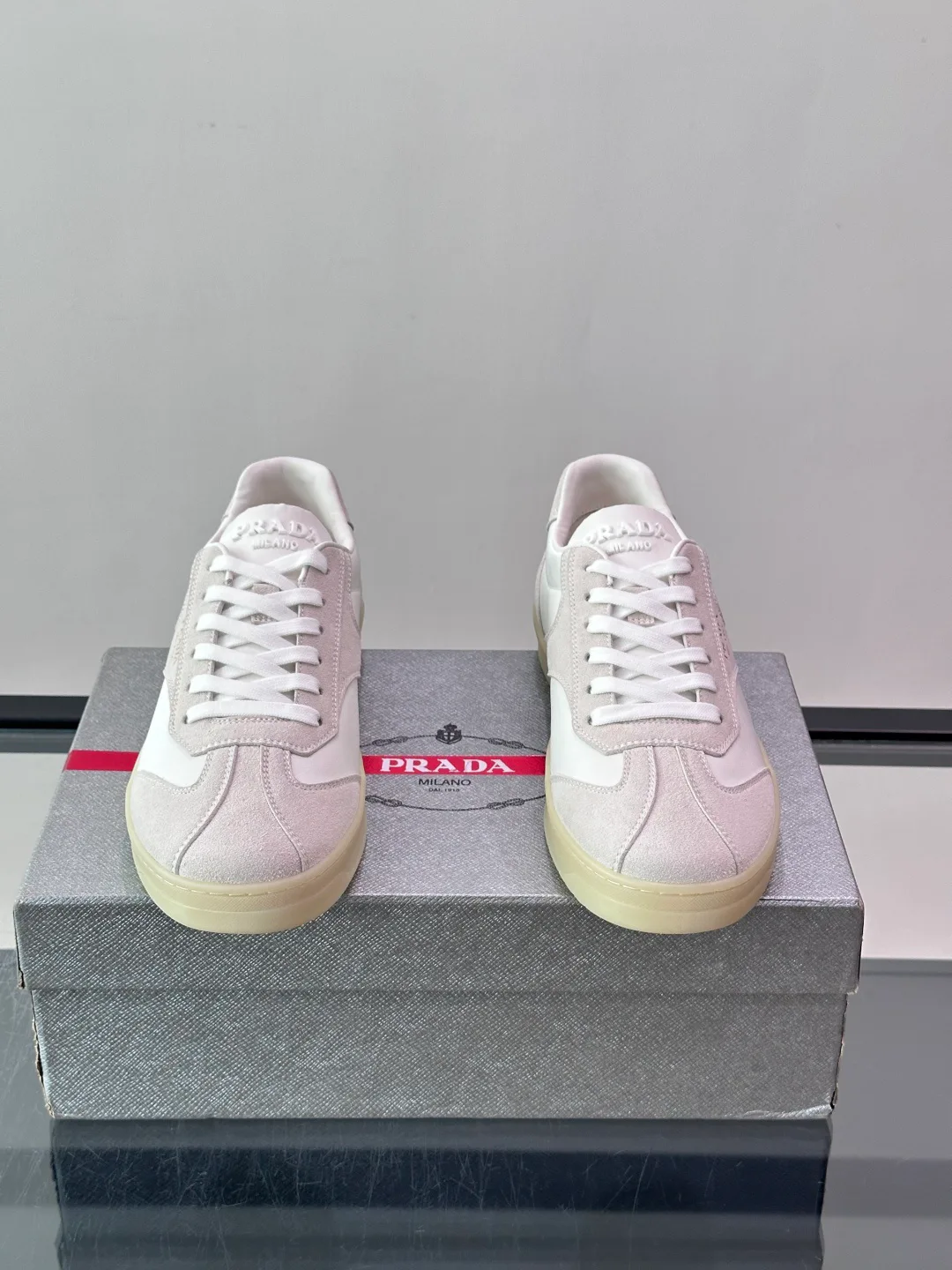 Men's Sneakers PRADA 18079434