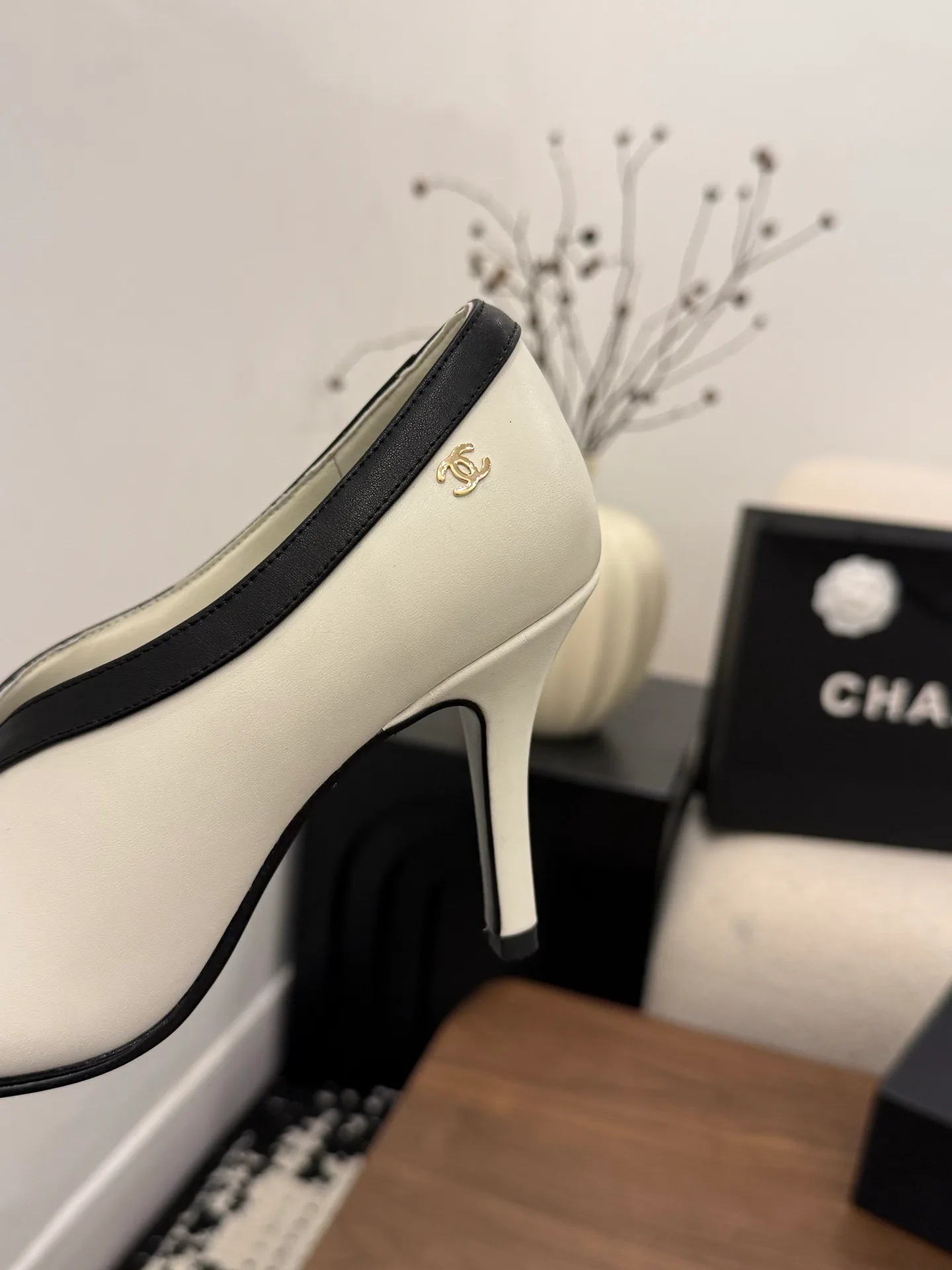 Women's Heels CHANEL 18275684