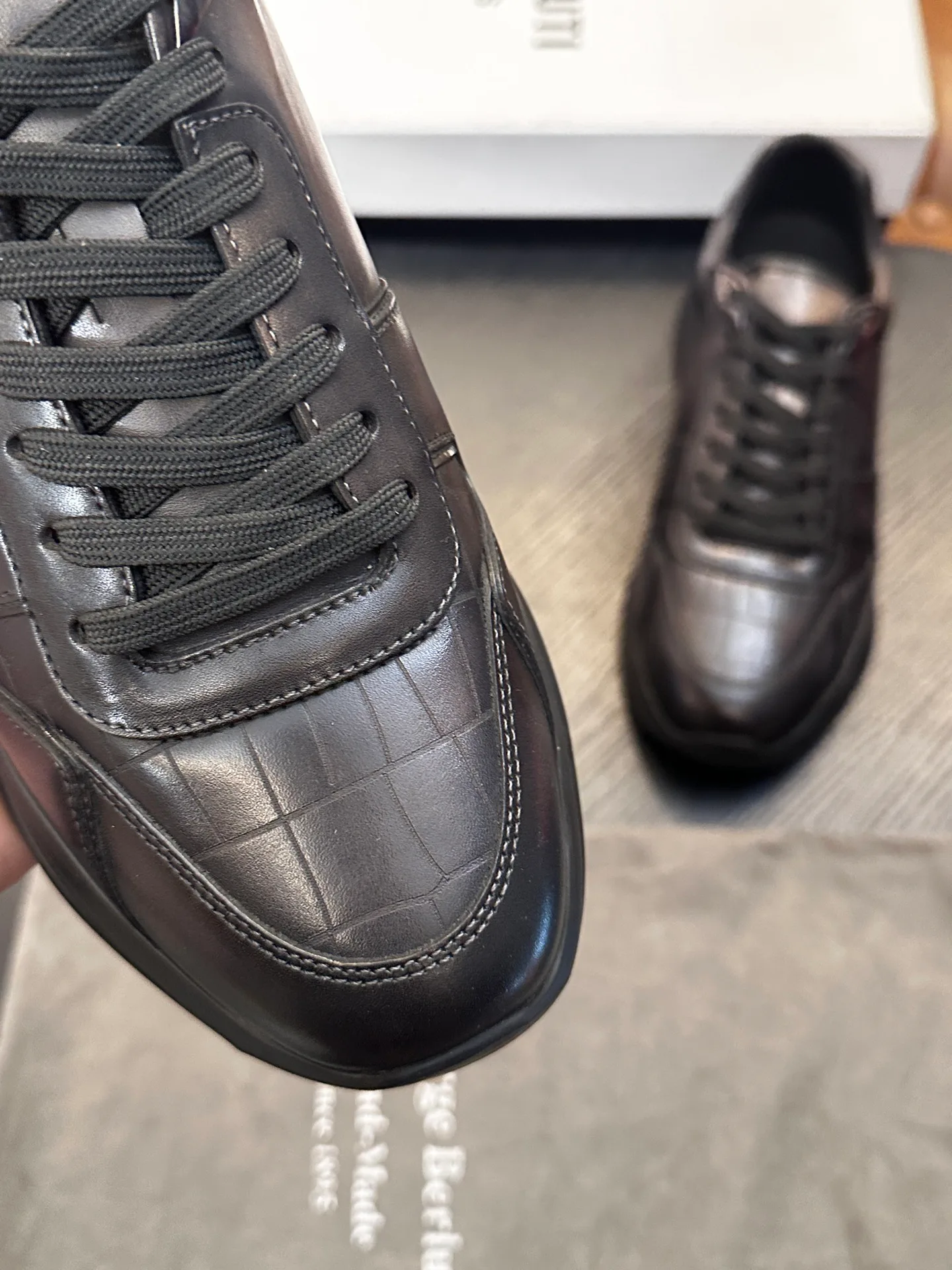 Men's Sneakers BERLUTI 18452736