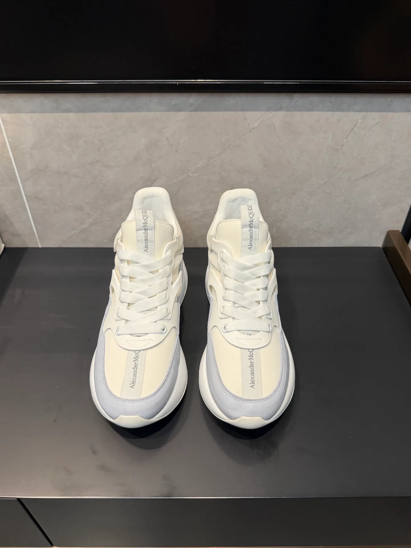 Women's Sneakers ALEXANDER MCQUEEN 18363840