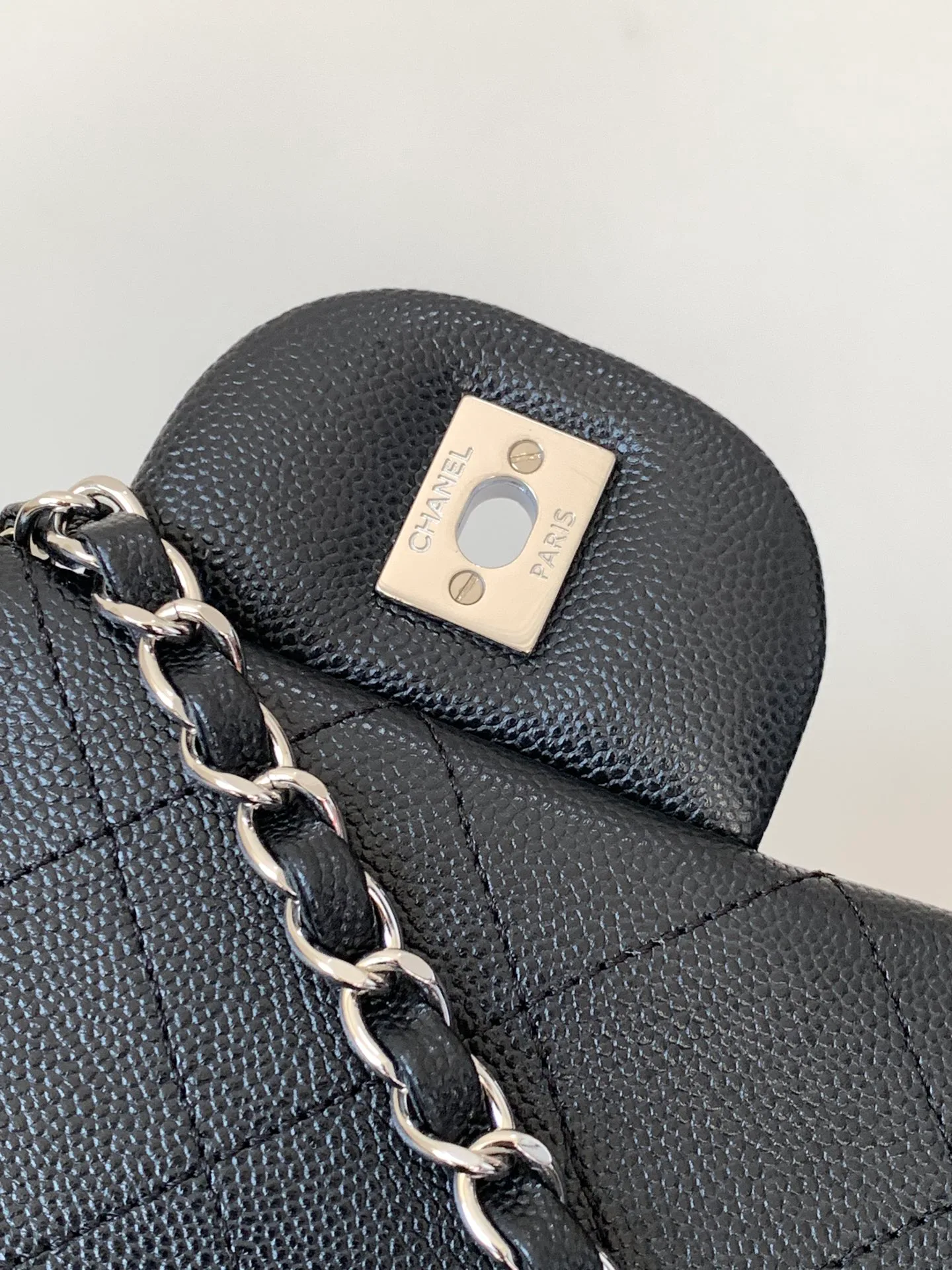 Women's Classic Handbags CHANEL 17949105