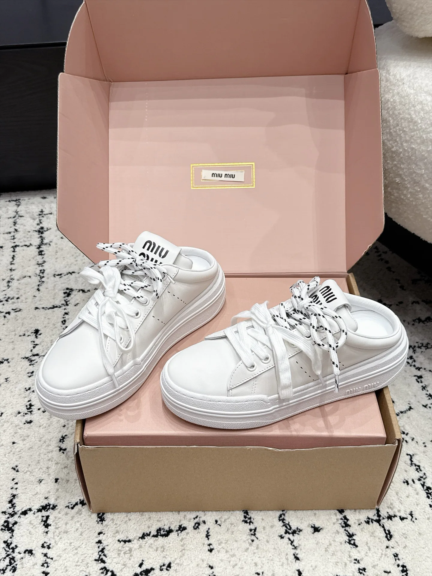 Women's Sneakers MIU MIU 17978233