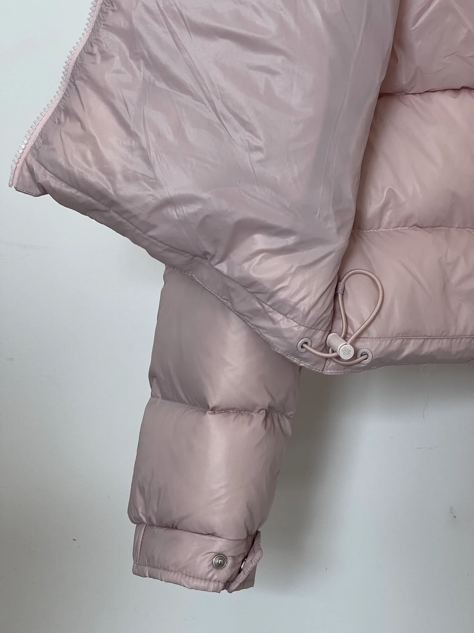 Women's Jackets And Down Jackets MONCLER 18416133