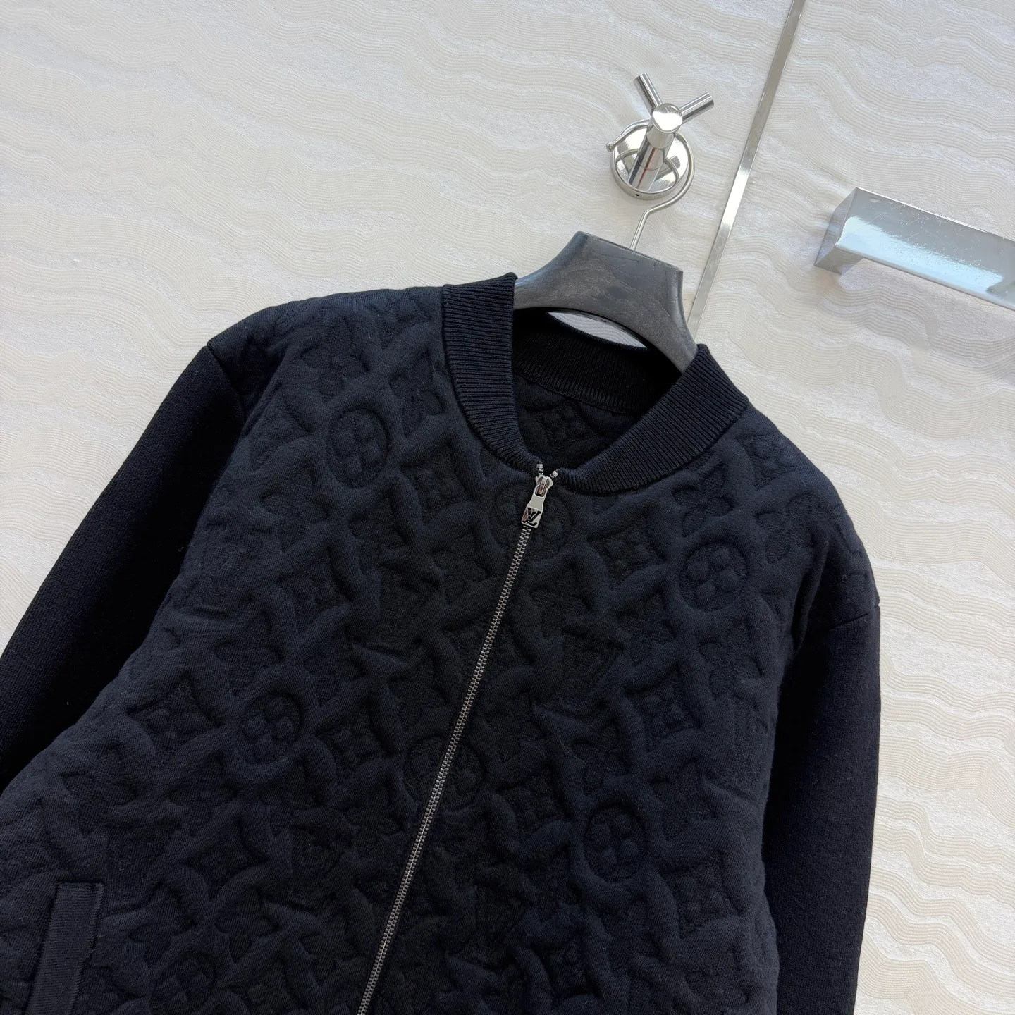 Women's Jackets And Down Jackets LOUIS VUITTON 18439432