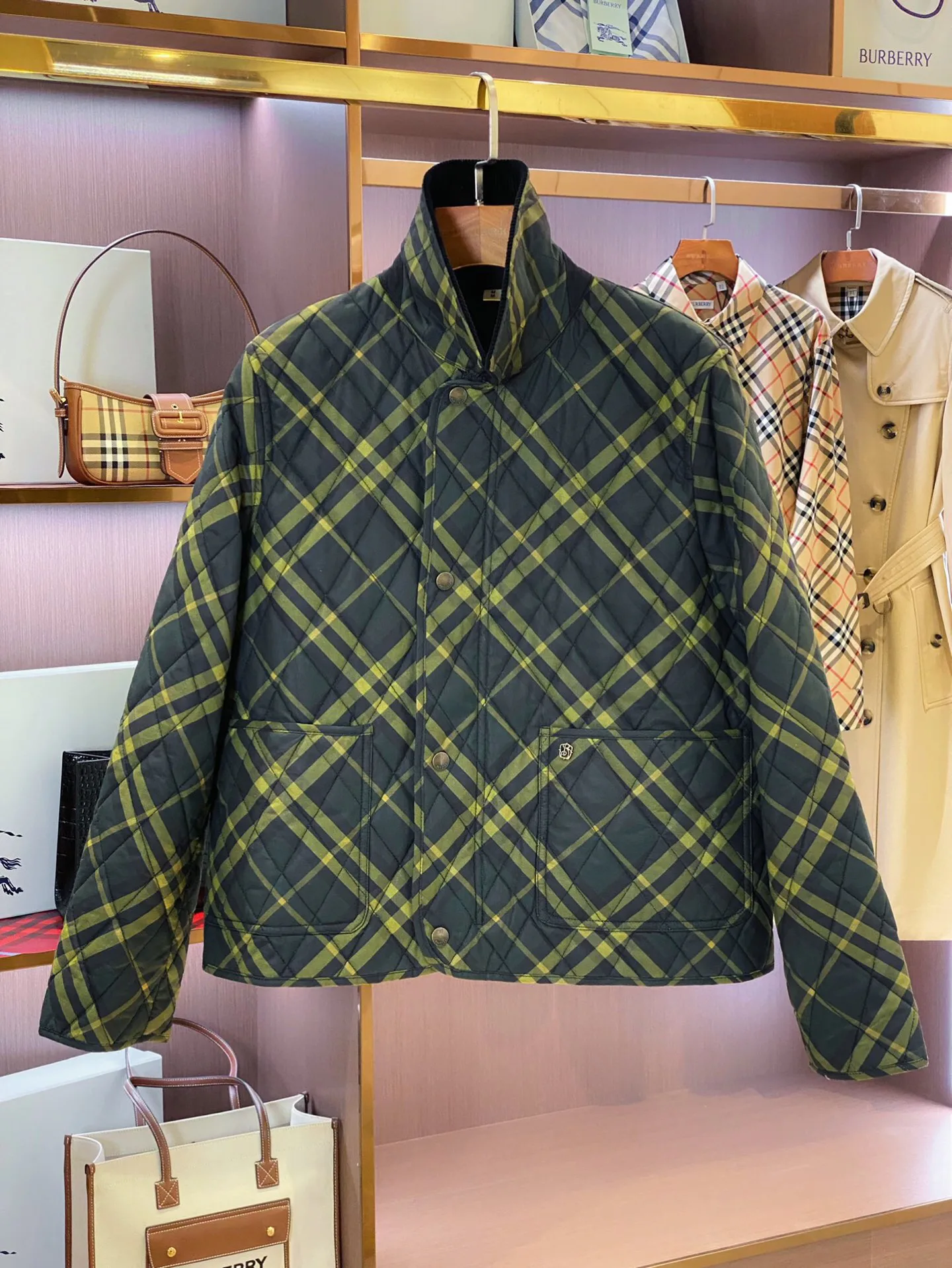 Women's Jackets And Down Jackets BURBERRY 18140715
