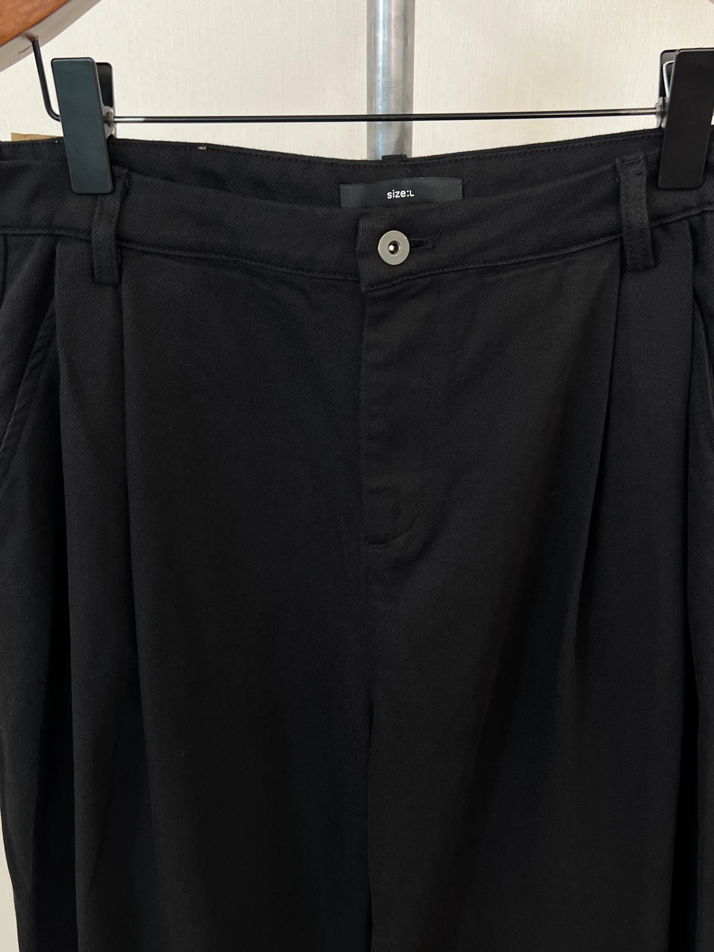 Men's Trousers MAISON MARGIELA 18343256