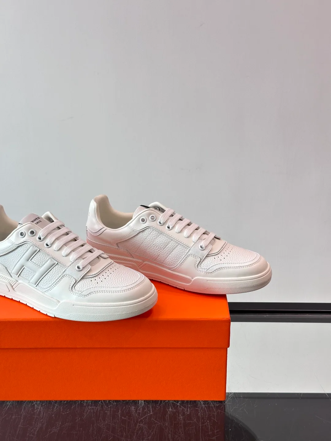 Men's Sneakers HERMES 18539667
