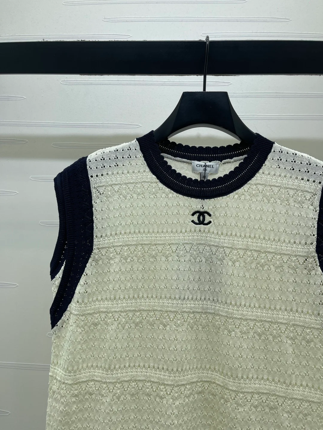 Women's Vests CHANEL 16903641