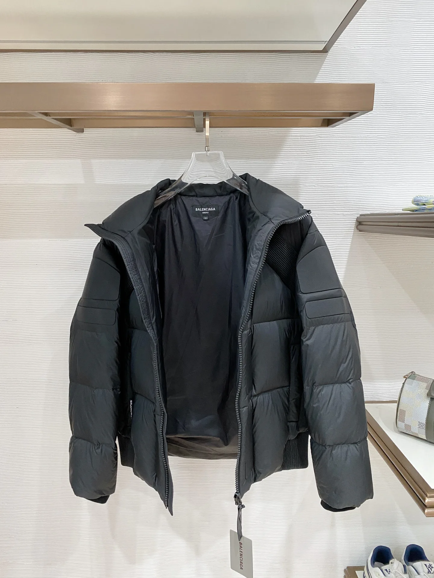 Men's Jackets And Down Jackets BALENCIAGA 18374643