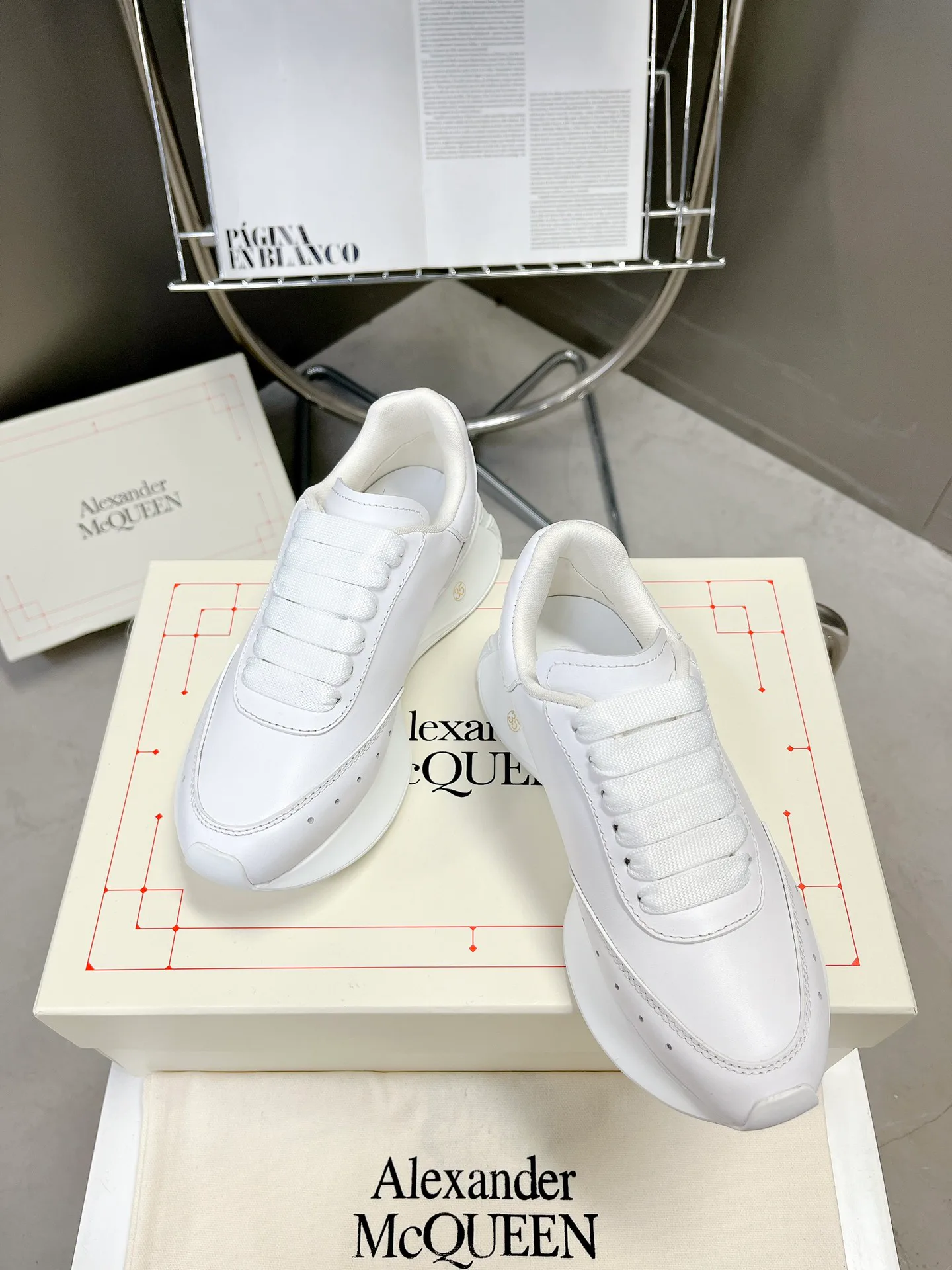 Women's Sneakers ALEXANDER MCQUEEN 18011215