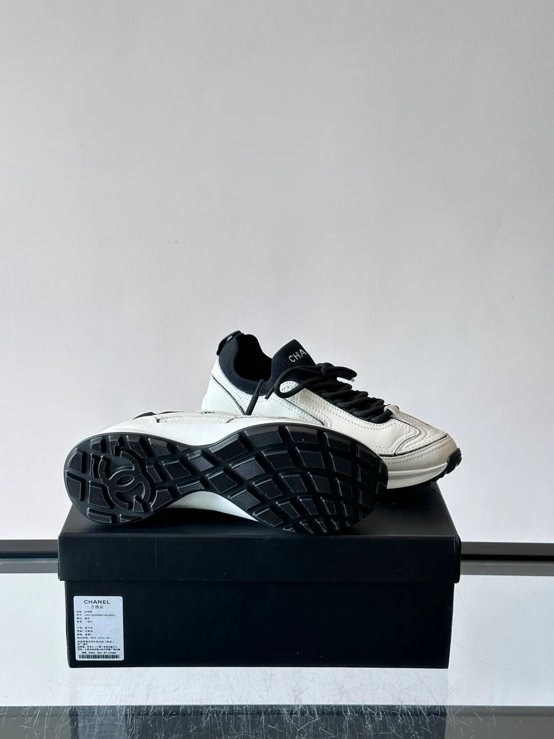 Women's Sneakers CHANEL 18079218