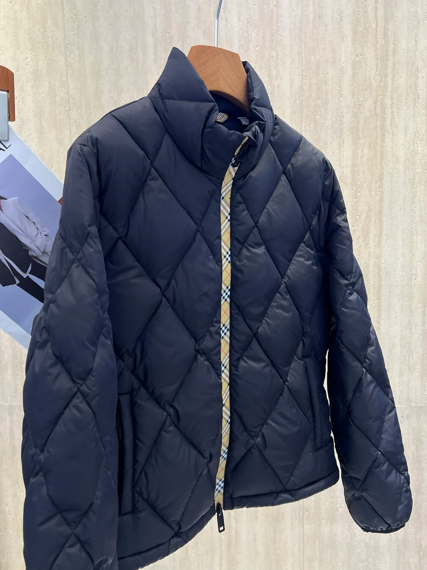 Куртки И Пуховики Женские Burberry 18657932