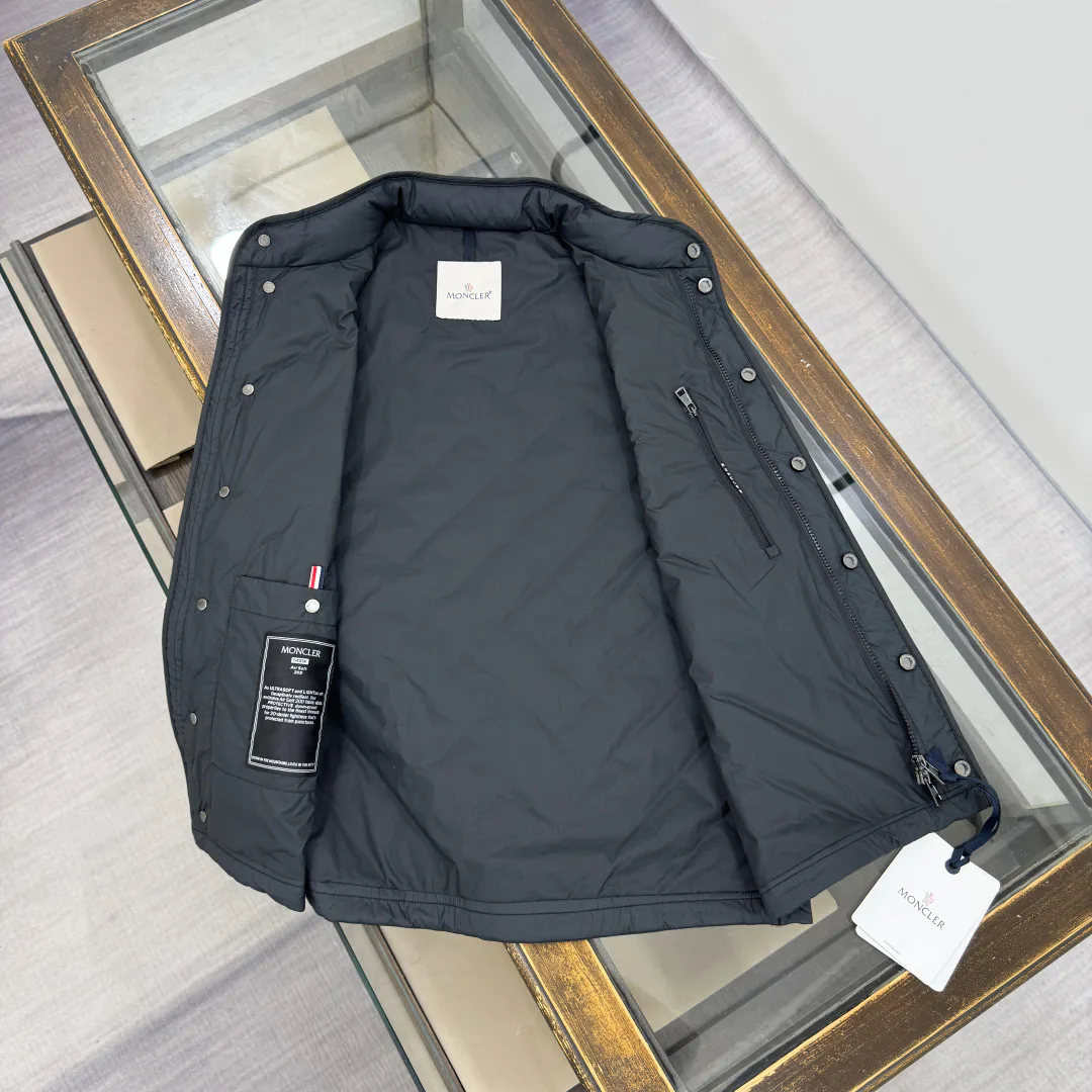 Men's Vests MONCLER 18001992