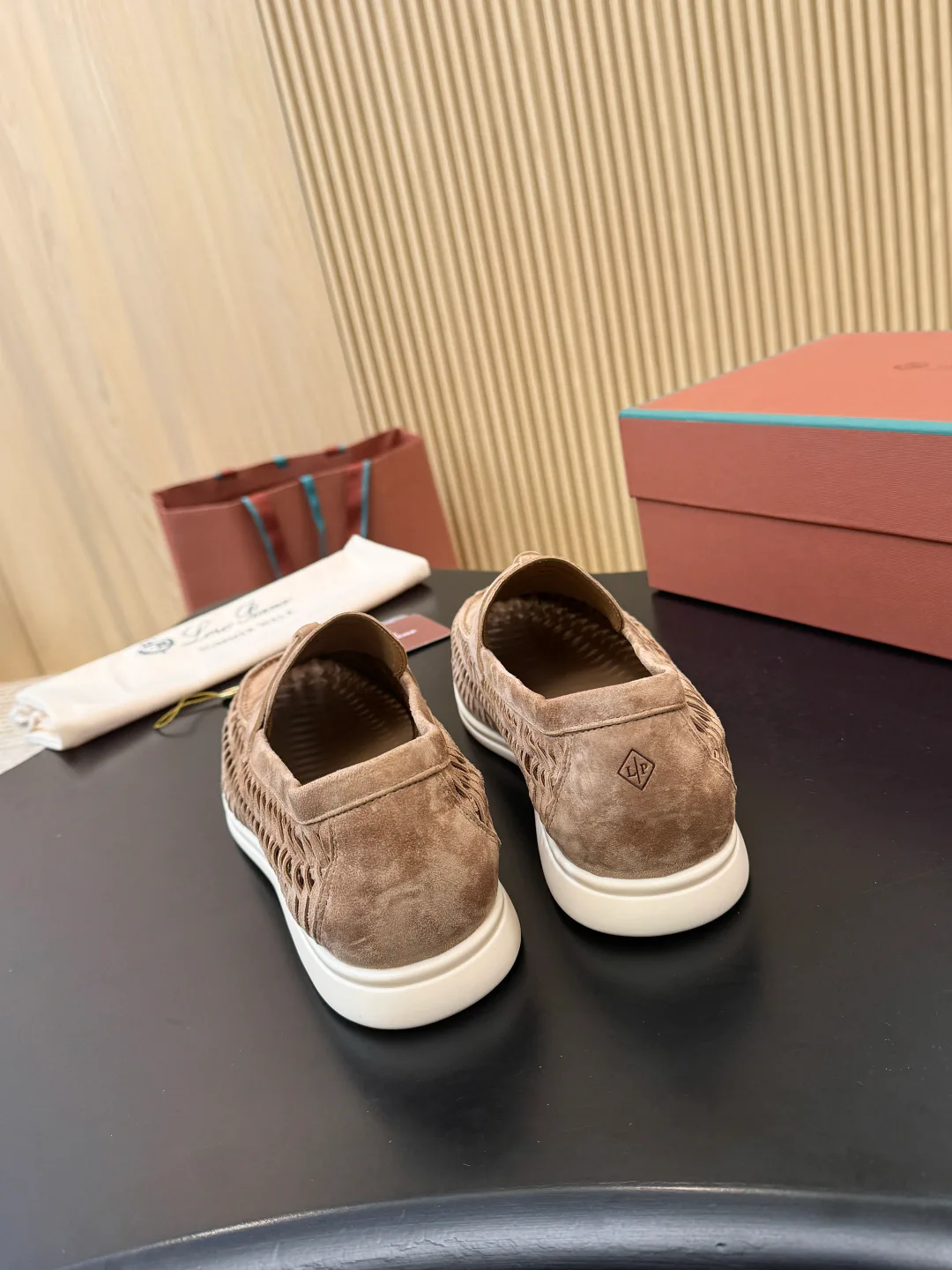Women's Loafers And Moccasins LORO PIANA 18233100