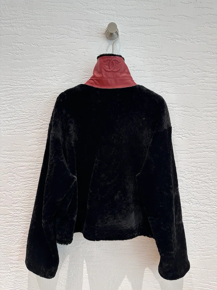 Women's Leather Jackets And Sheepskin Coats CHANEL 17998982