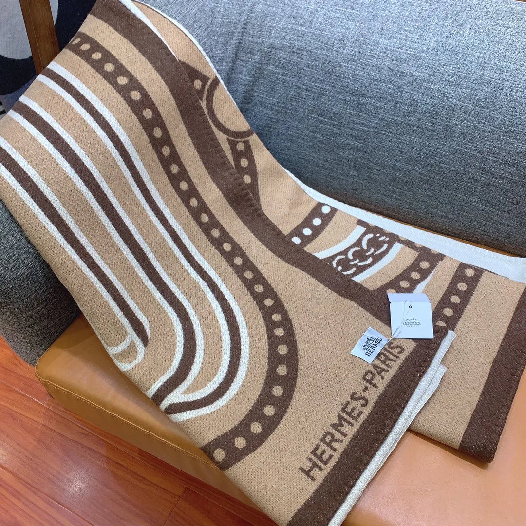 Textiles HERMES 17992385