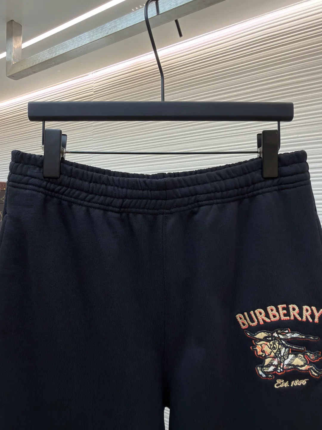 Men's Trousers BURBERRY 18309028